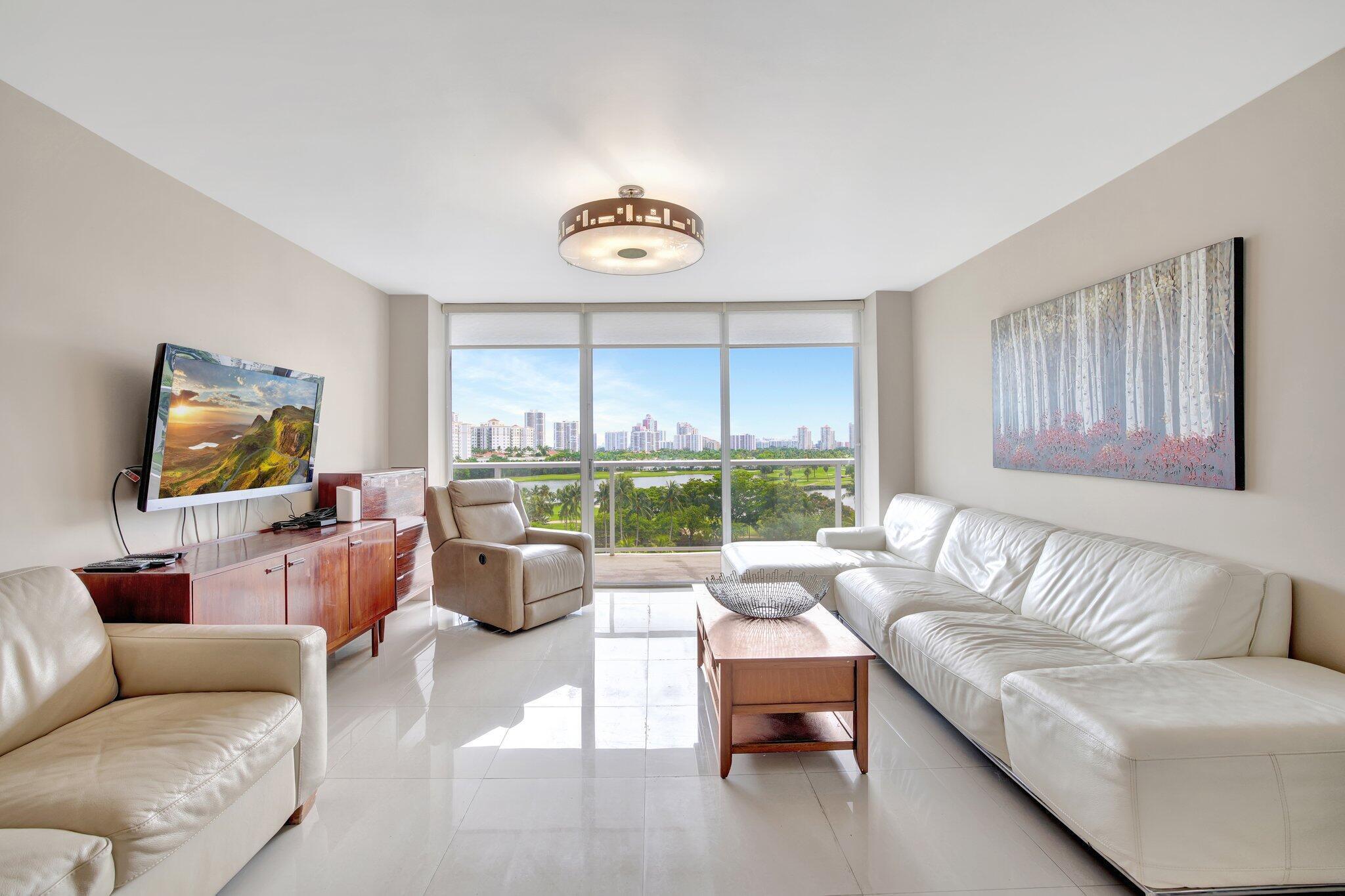 3701 N COUNTRY CLUB Drive 907, Aventura, FL 33180, Aventura - Photo 4