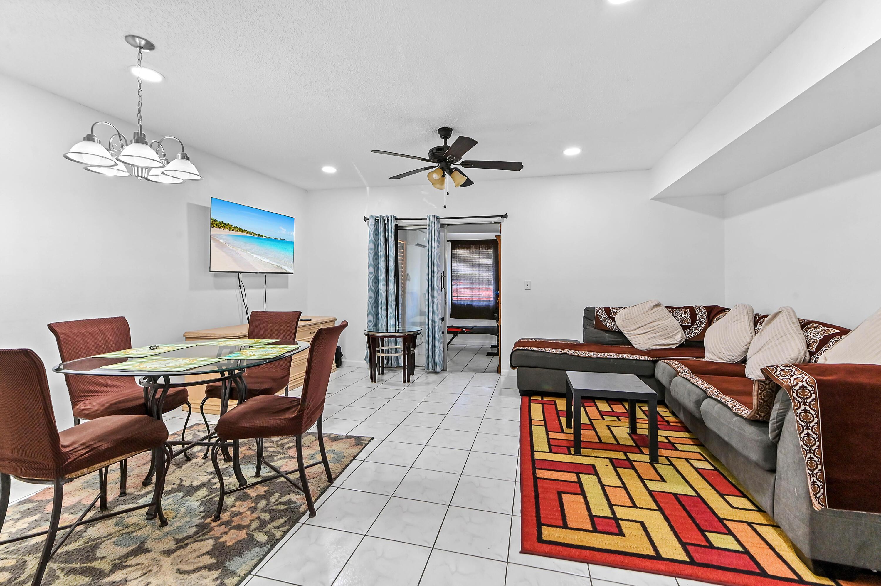 7904 SW 8th Street, North Lauderdale, FL 33068, North Lauderdale - Photo 3