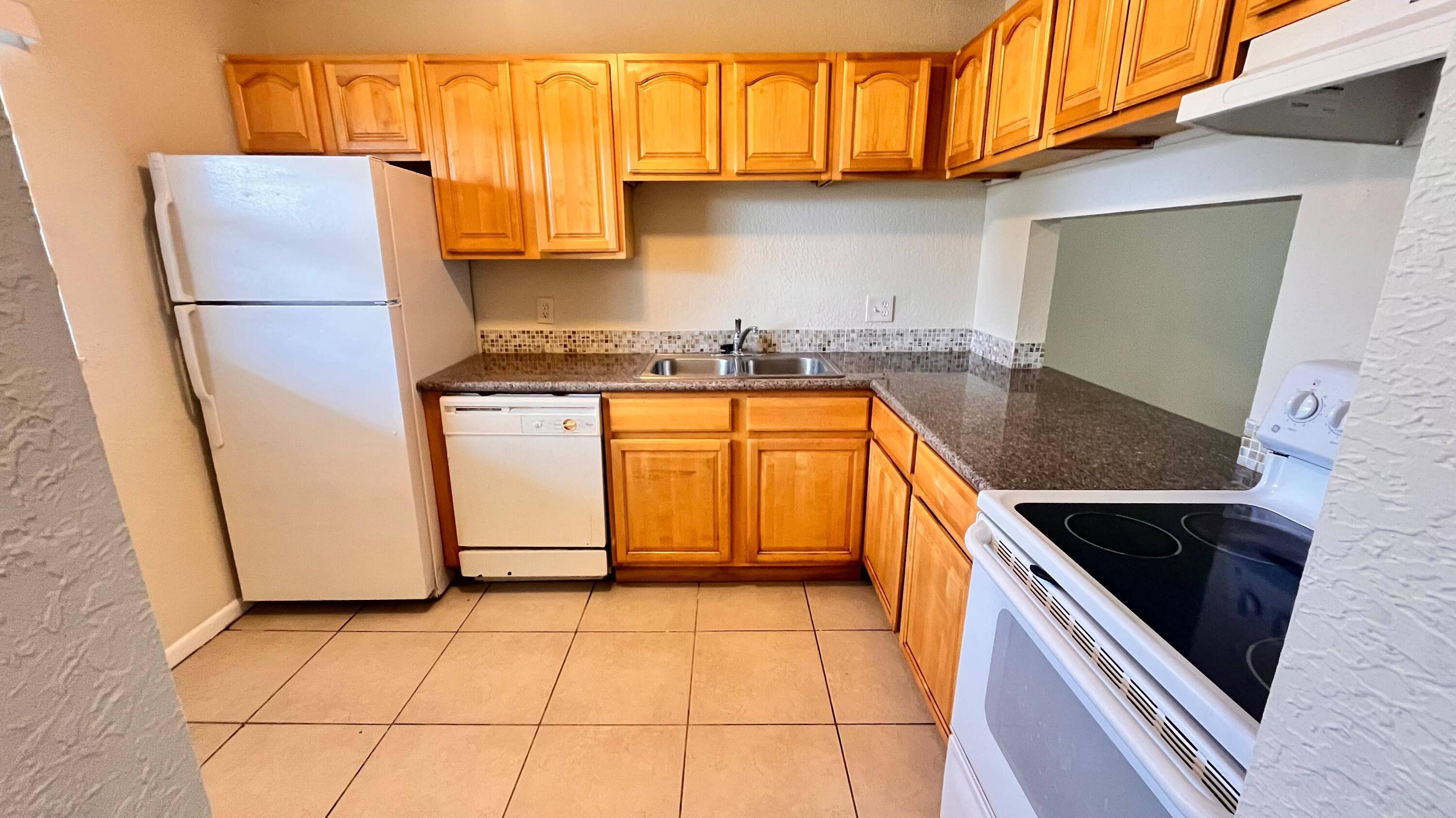 200 Croton Avenue Unit 206, Lantana, FL 33462, Lantana
