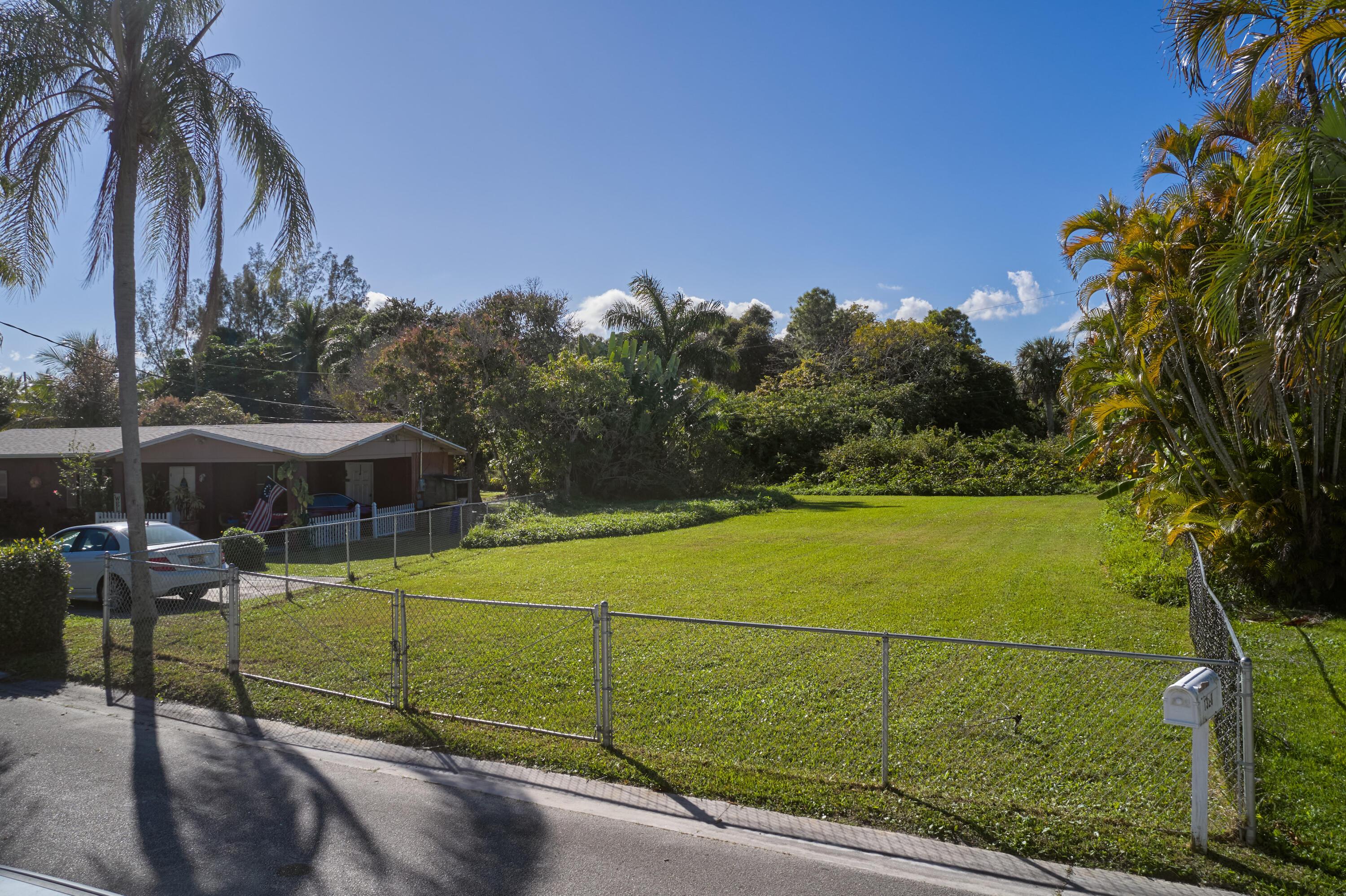 1328 NW Charlie Green Drive, Stuart, FL 34994, Stuart - Photo 3