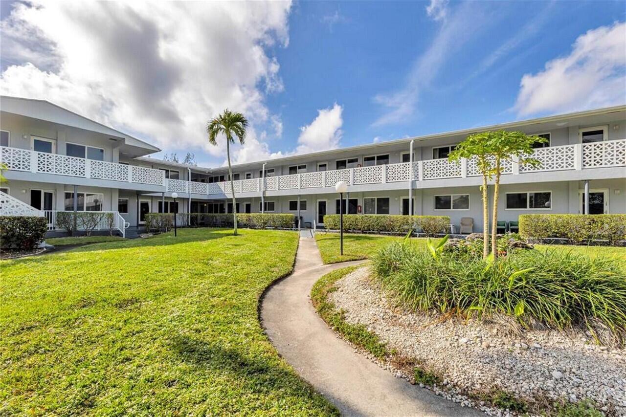 600 LAYNE Boulevard 211, Hallandale Beach, FL 33009, Hallandale Beach - Photo 3