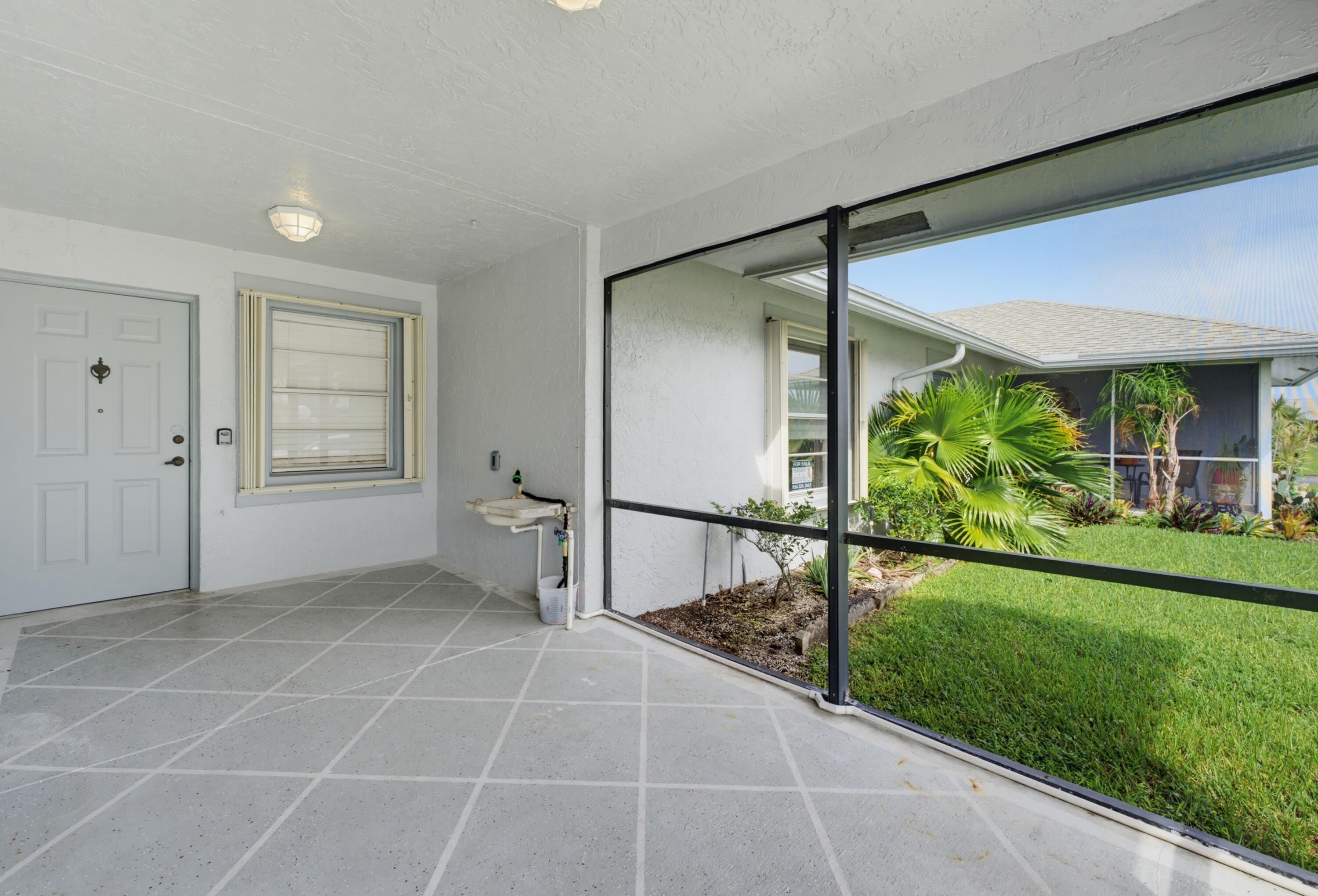 5253 Crystal Anne Drive, West Palm Beach, FL 33417, West Palm Beach - Photo 4