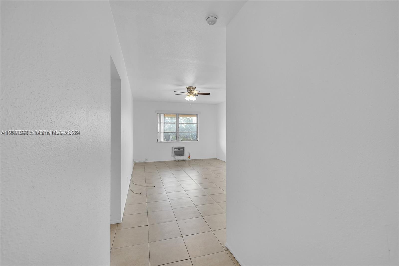 1050 E SAMPLE Road 309, Pompano Beach, FL 33064, Pompano Beach - Photo 2