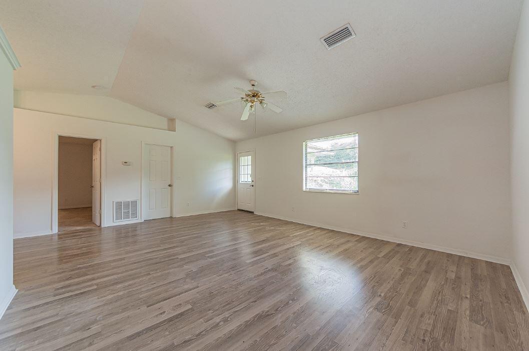 1636 20th Place SW, Vero Beach, FL 32962, Vero Beach - Photo 5