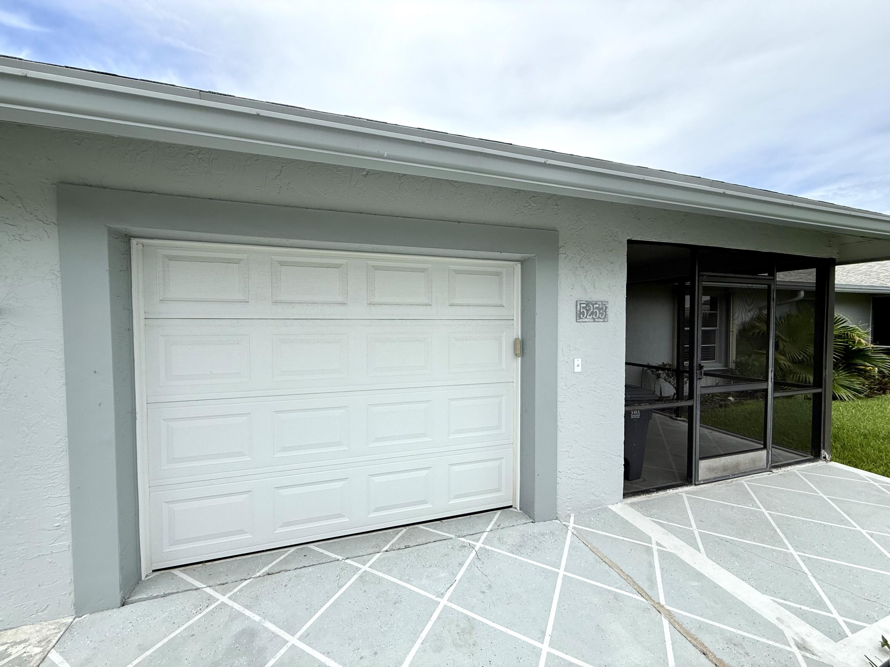 5253 Crystal Anne Drive, West Palm Beach, FL 33417, West Palm Beach - Photo 2