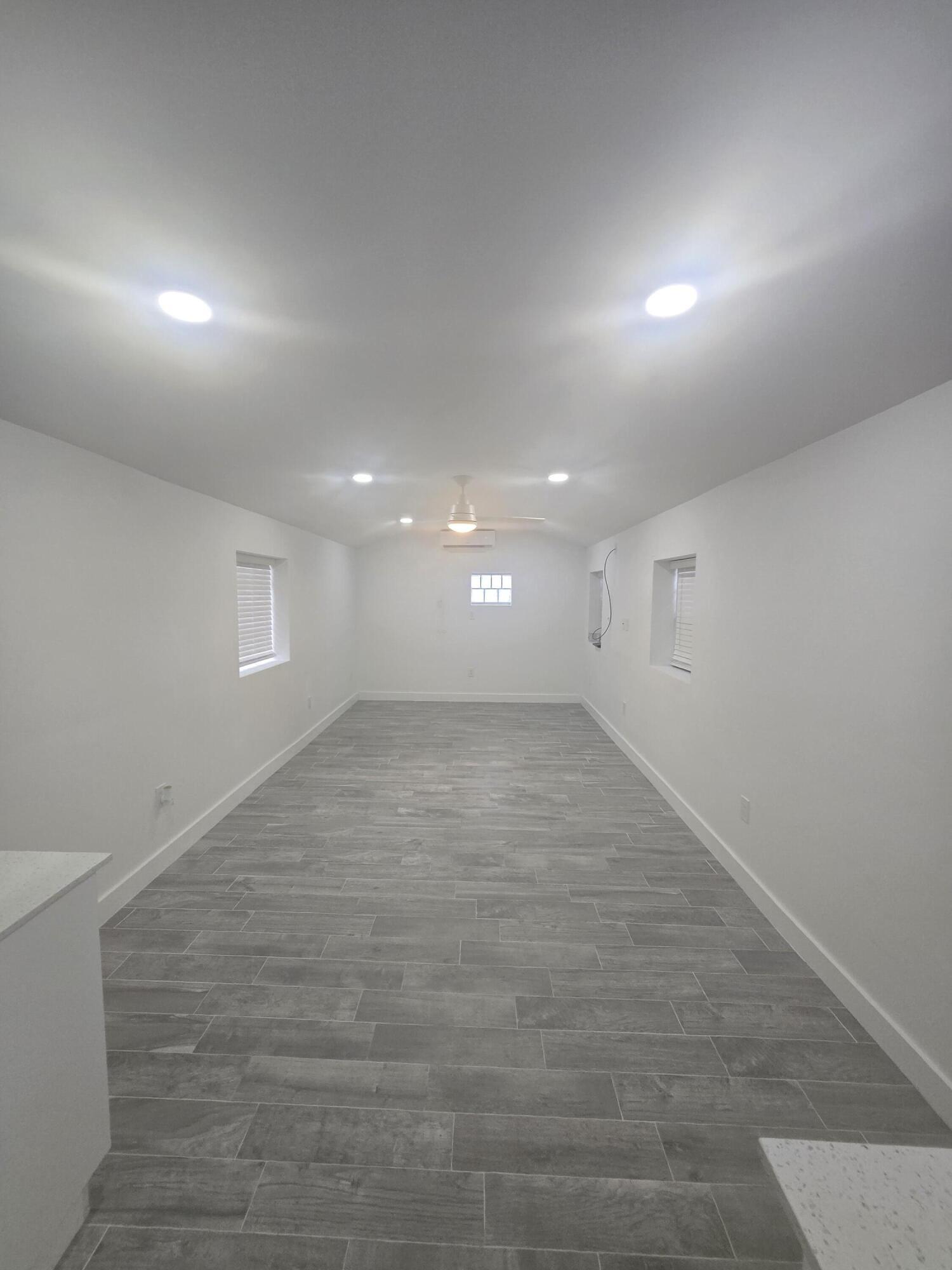 40 SW 8TH Avenue 1, Delray Beach, FL 33444, Delray Beach - Photo 3