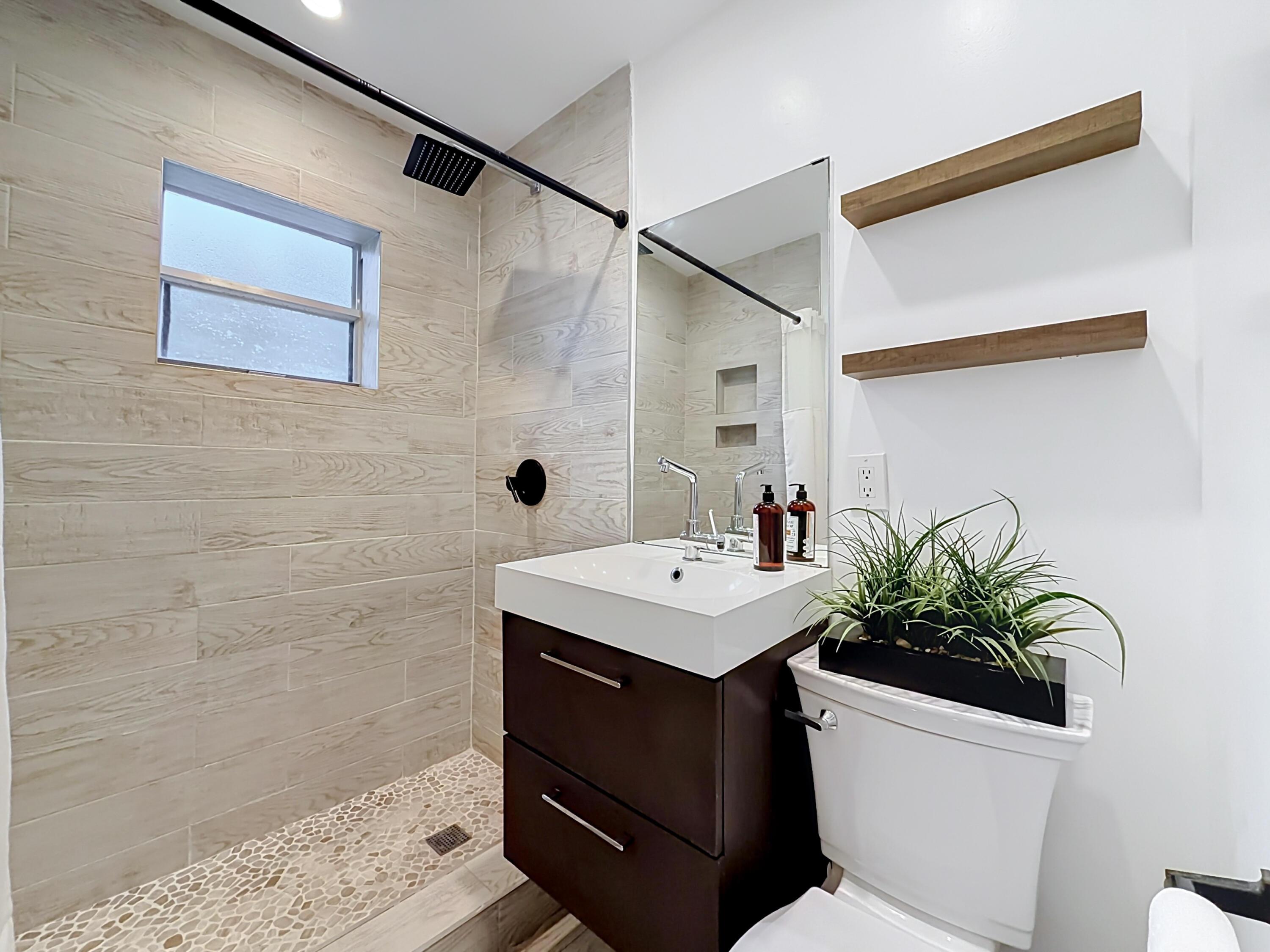 1529 NW 4TH Avenue, Fort Lauderdale, FL 33311, Fort Lauderdale - Photo 2