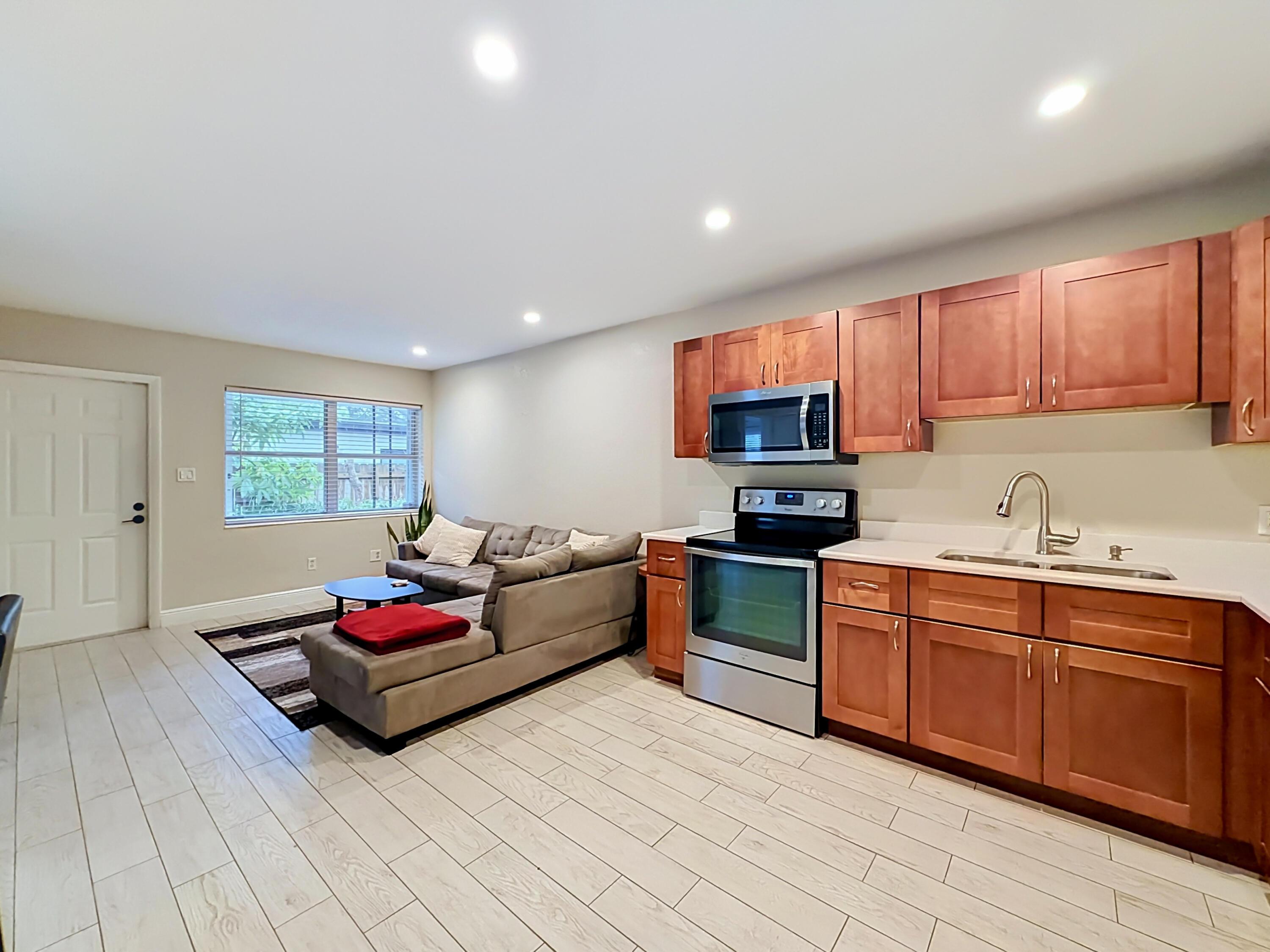 1529 NW 4TH Avenue, Fort Lauderdale, FL 33311, Fort Lauderdale - Photo 5