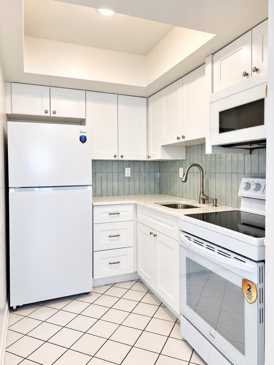 305 SE 9TH Avenue 15, Pompano Beach, FL 33060, Pompano Beach - Photo 5