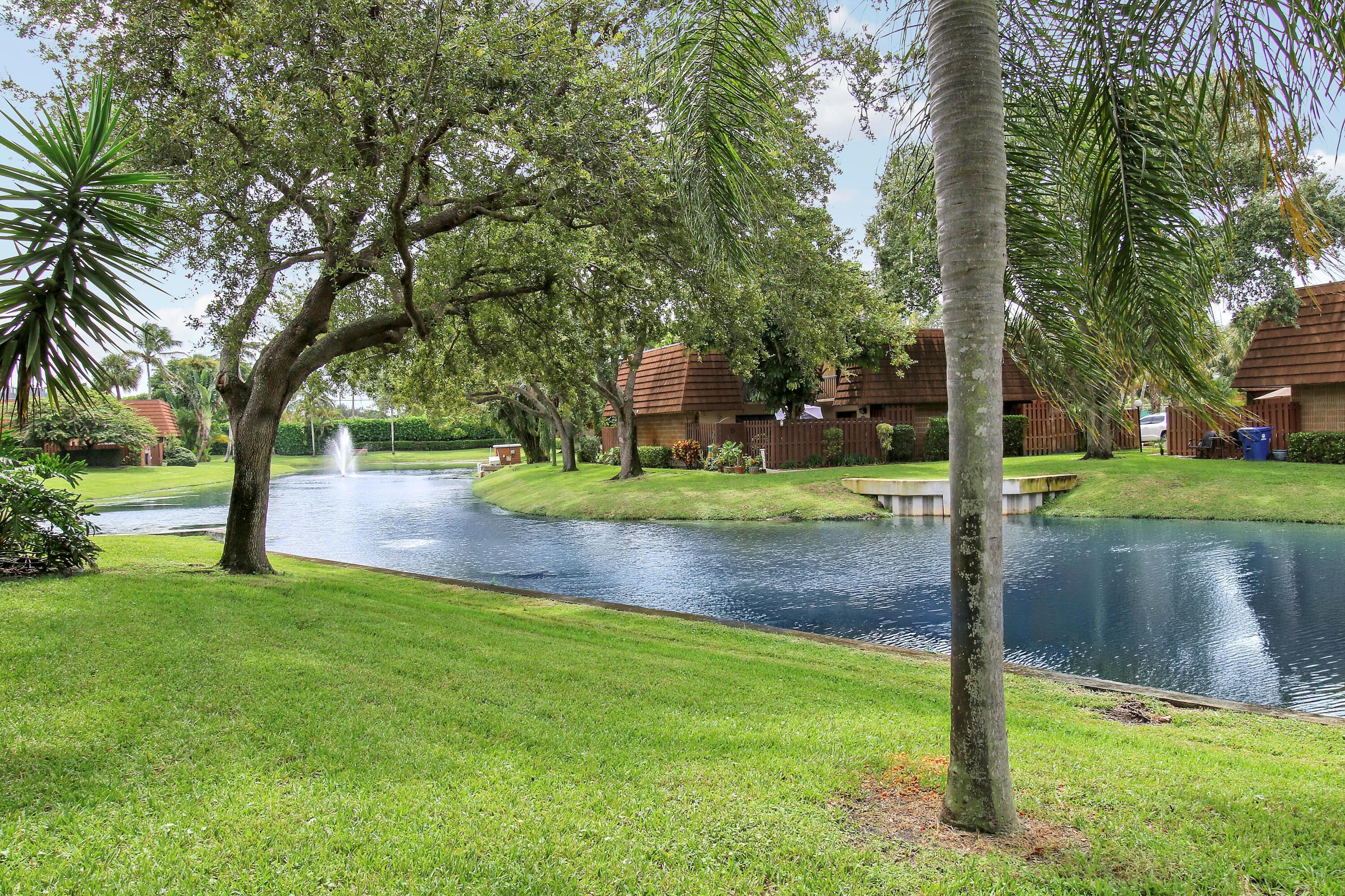 825 Center Street 30b, Jupiter, FL 33458, Jupiter
