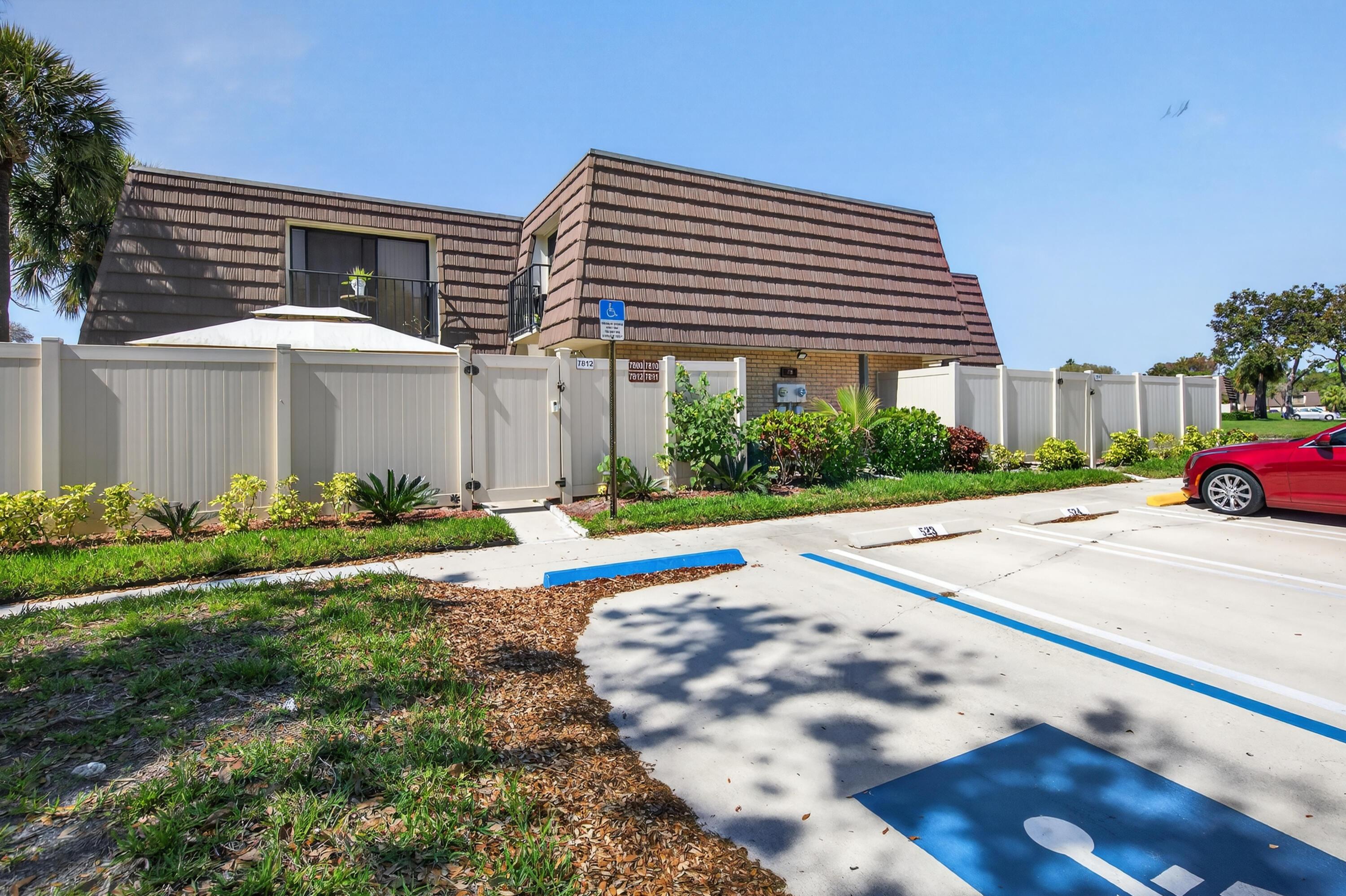 7811 78TH Way, West Palm Beach, FL 33407, West Palm Beach - Photo 2