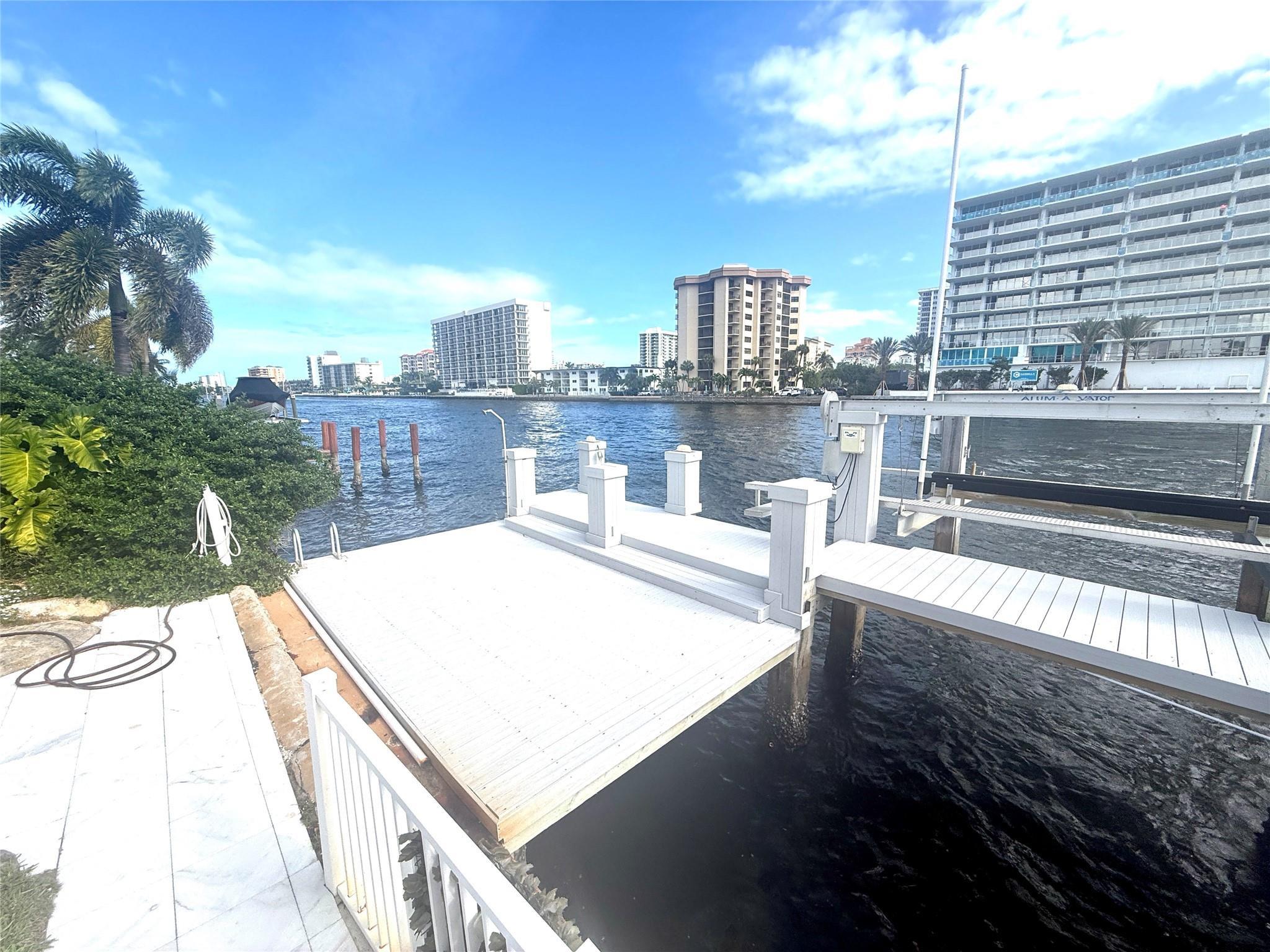 720 NE 28TH Avenue, Pompano Beach, FL 33062, Pompano Beach - Photo 4