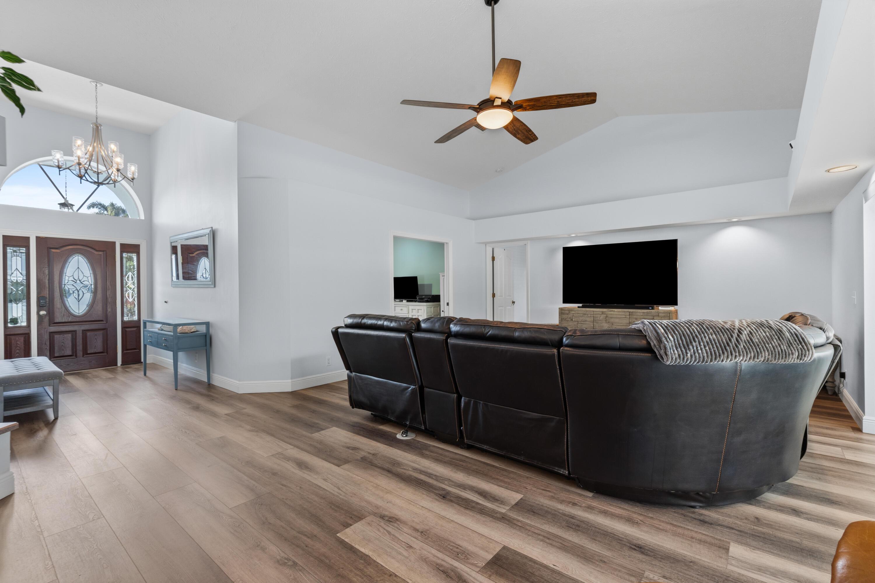 1801 SW HUNTERS CLUB Way, Palm City, FL 34990, Palm City - Photo 5