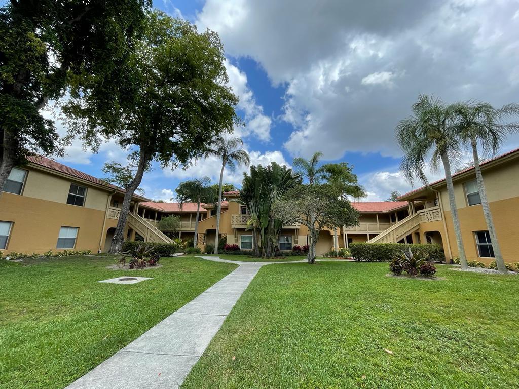 4783 Via Palm Lakes 104, West Palm Beach, FL 33417, West Palm Beach