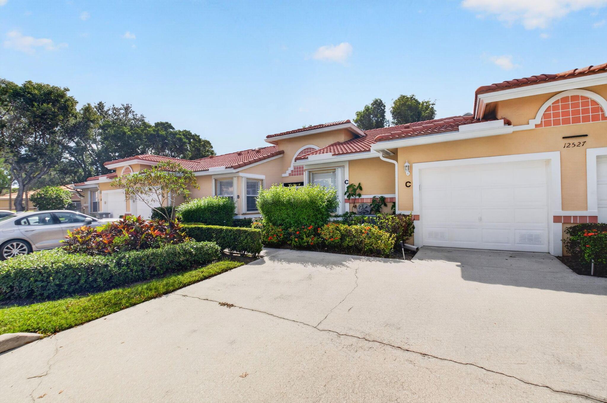12527 Crystal Pointe Drive C, Boynton Beach, FL 33437, Boynton Beach - Photo 2