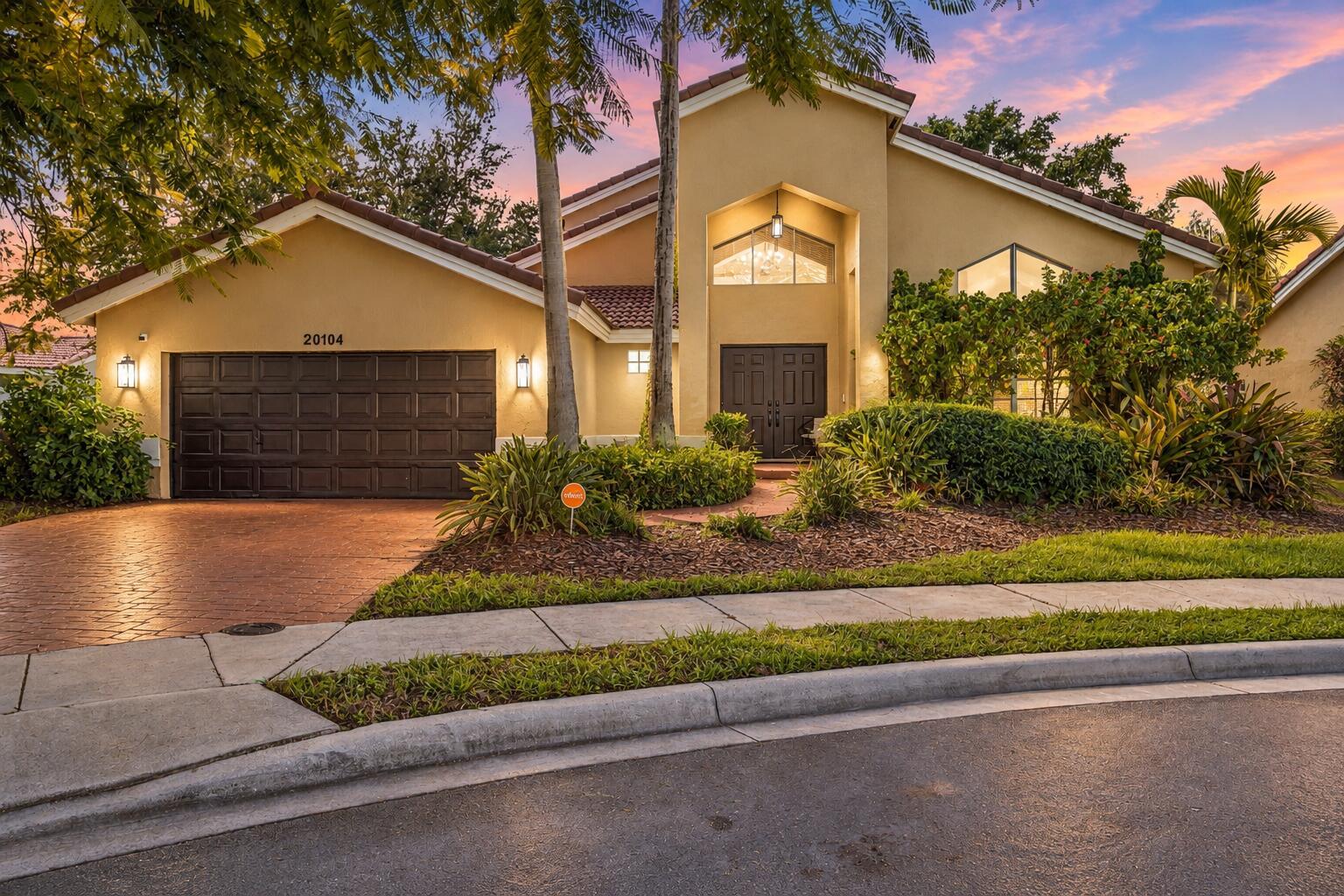 20104 NW 9TH Drive, Pembroke Pines, FL 33029, Pembroke Pines - Photo 4