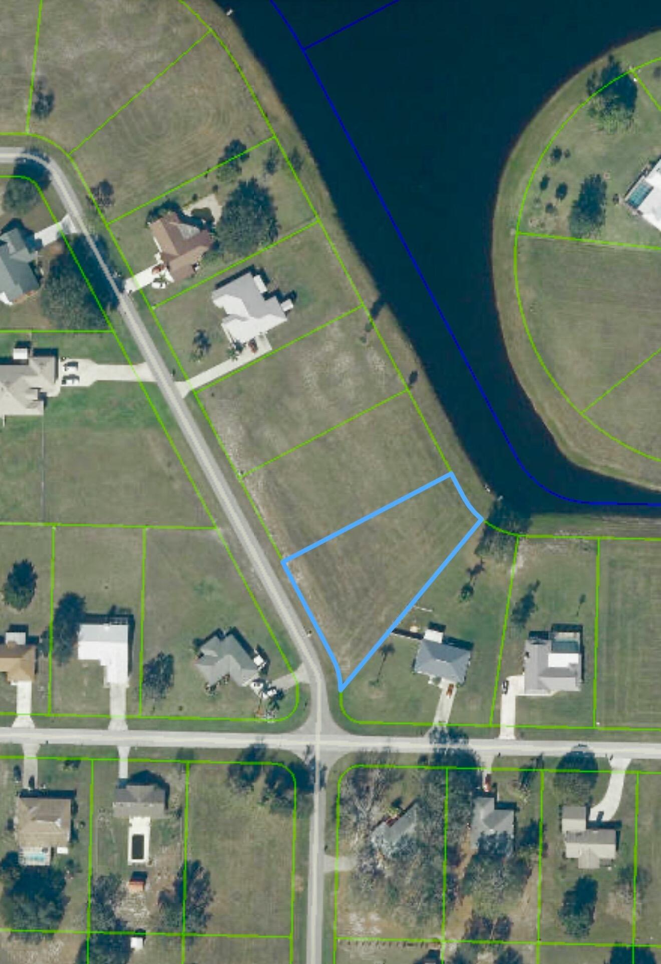 300 ARROWHEAD Drive, Sebring, FL 33876, Sebring