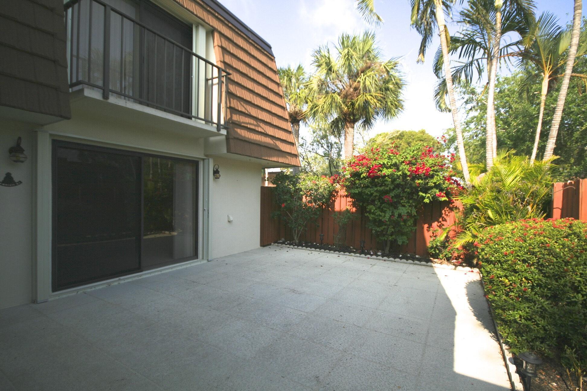 3054 30TH Court, Jupiter, FL 33477, Jupiter - Photo 3