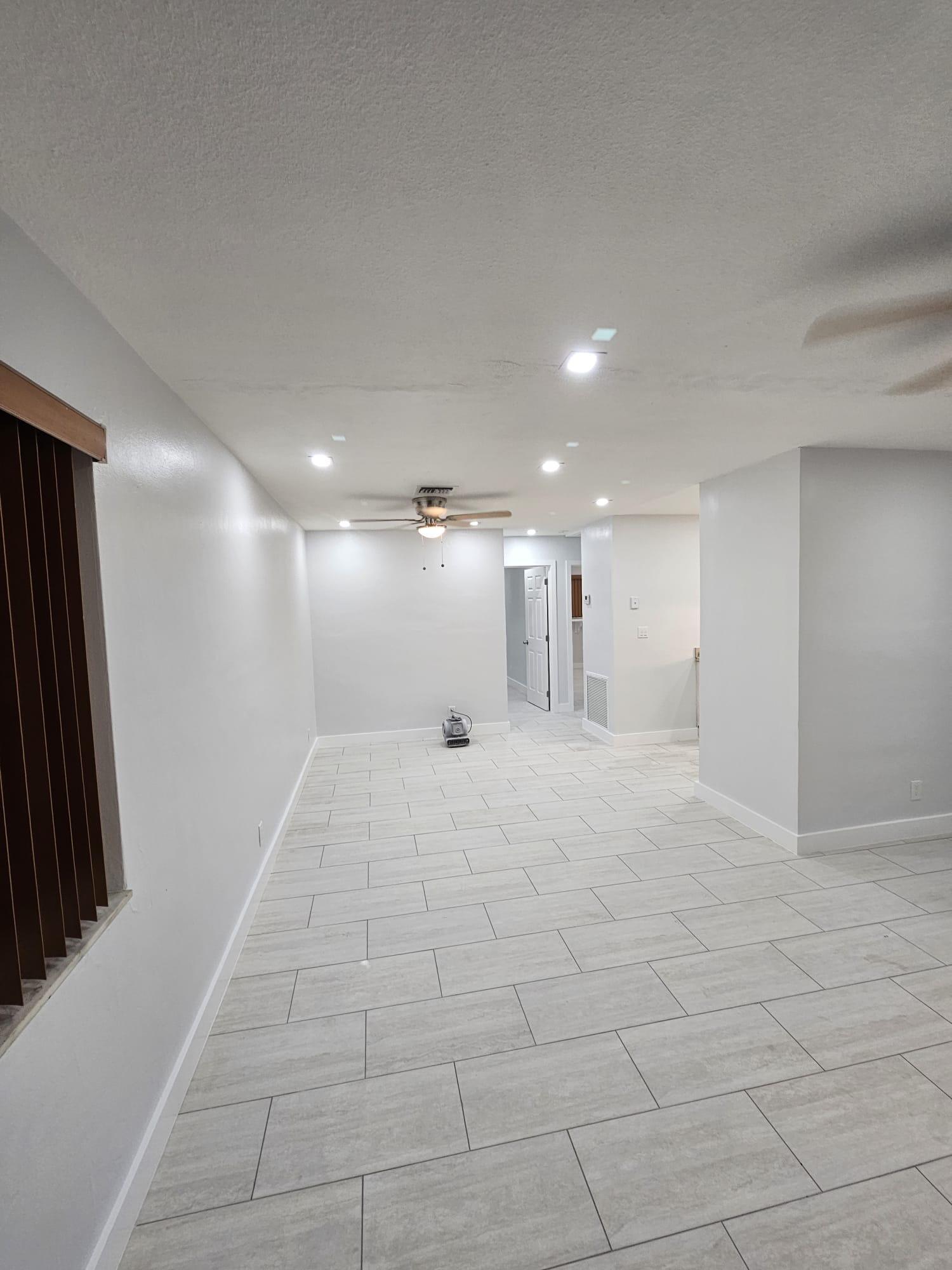 2040 SW 41st Avenue #3, Fort Lauderdale, FL 33317, Fort Lauderdale - Photo 2