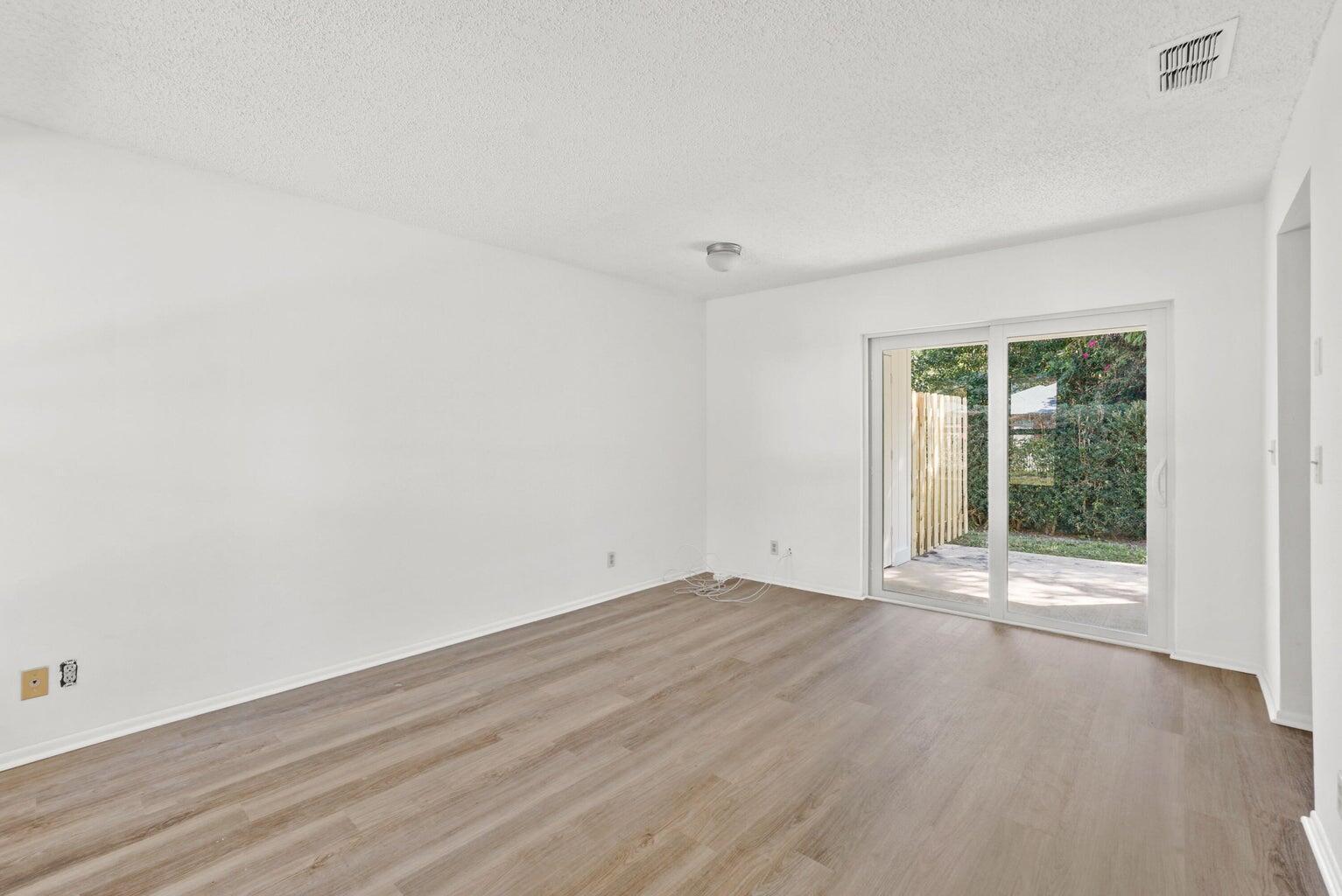 12052 Ellison Wilson Road, North Palm Beach, FL 33408, North Palm Beach - Photo 2