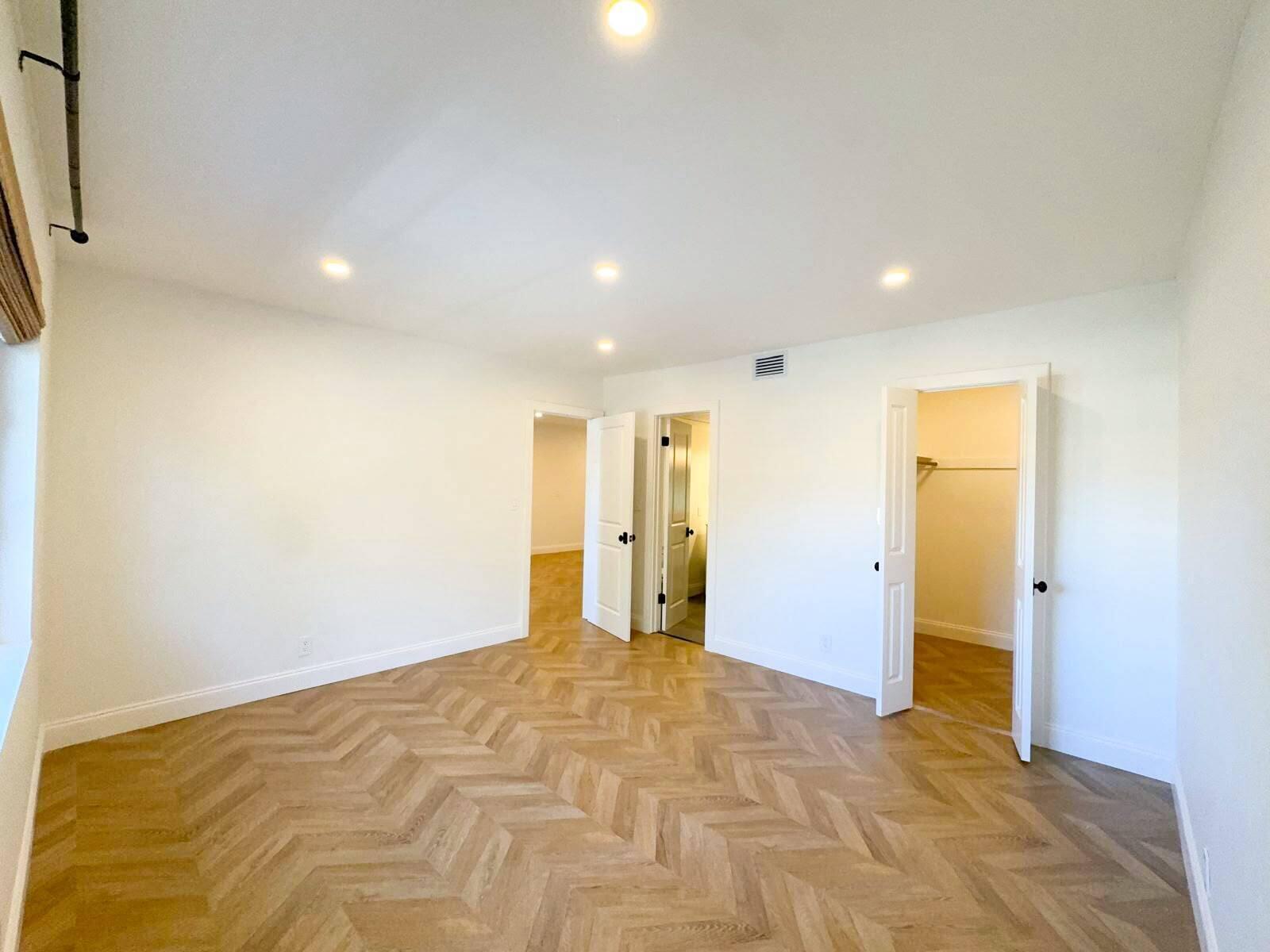 9 NE 19TH Court 211C, Wilton Manors, FL 33305, Wilton Manors - Photo 3