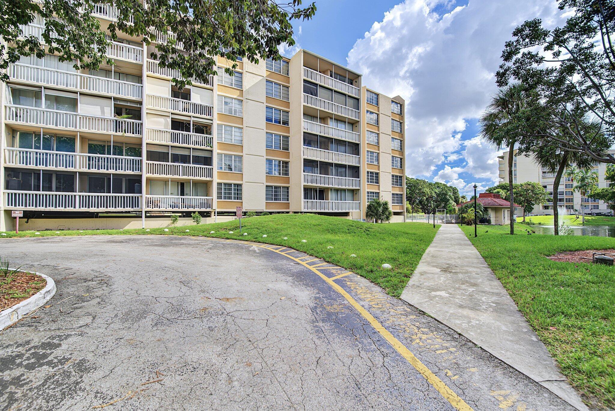 7051 Environ Boulevard 534, Lauderhill, FL 33319, Lauderhill - Photo 3