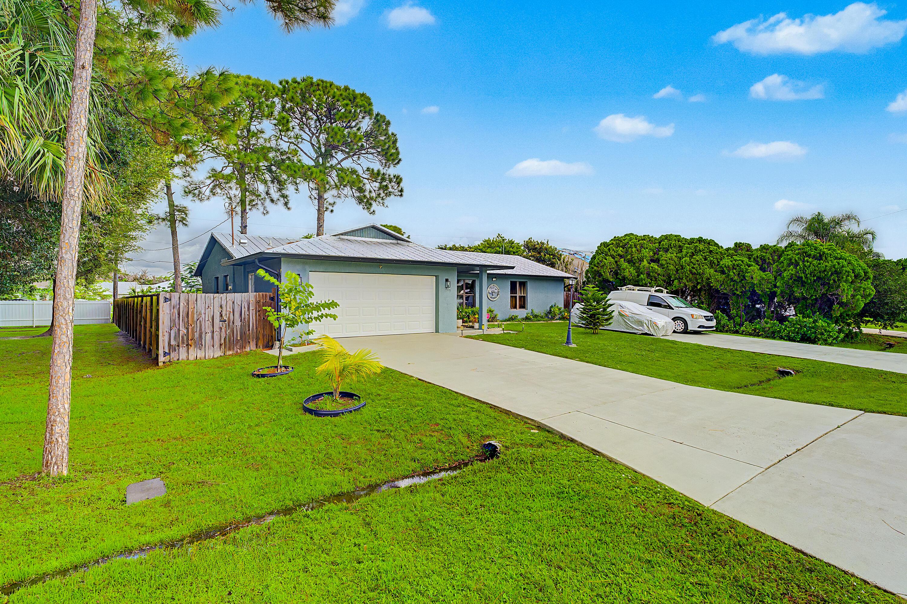 379 SE HUSTED Terrace, Port St. Lucie, FL 34983, Port St. Lucie - Photo 4