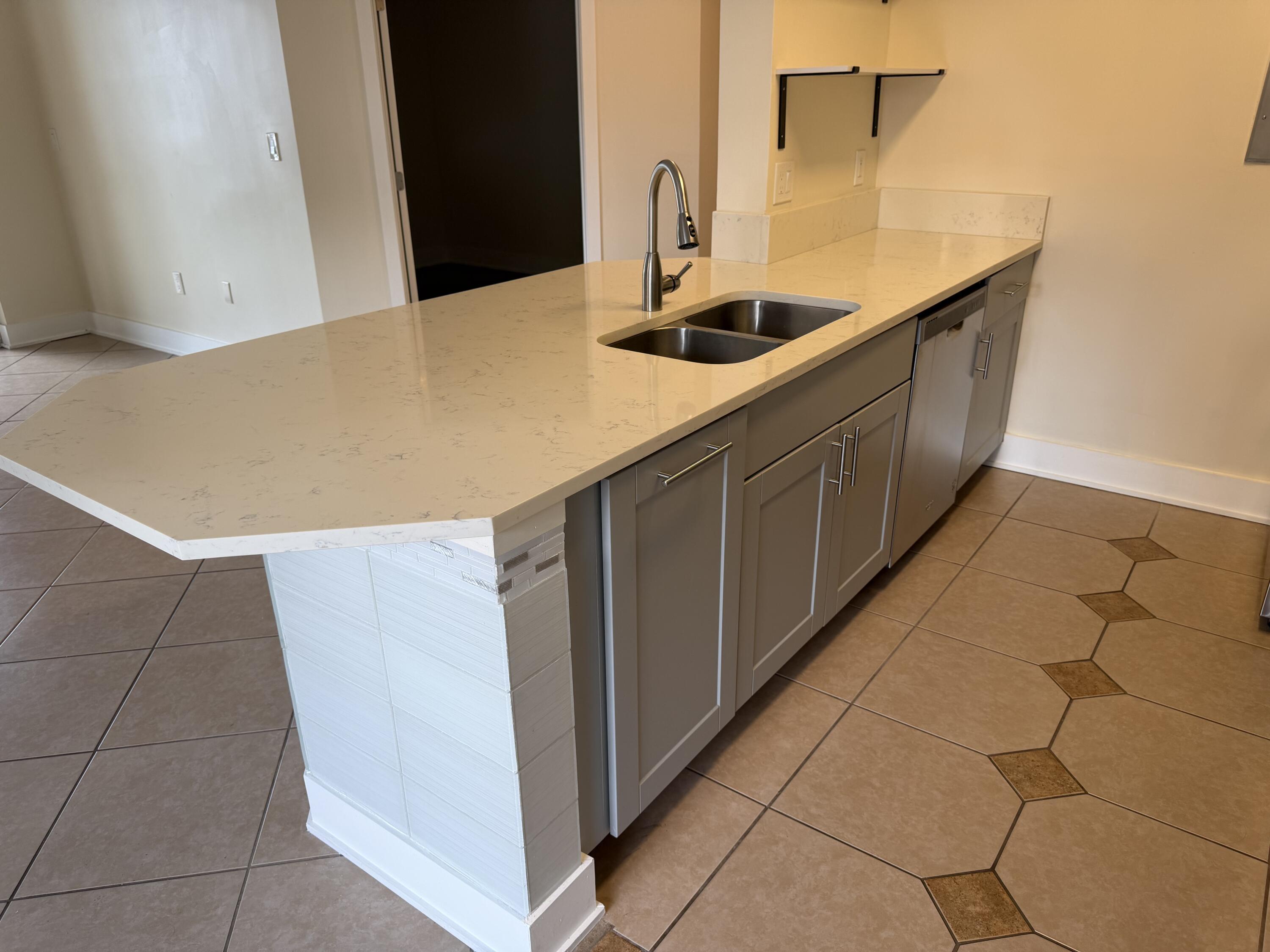1000 Scotia Drive 102, Hypoluxo, FL 33462, Hypoluxo - Photo 3