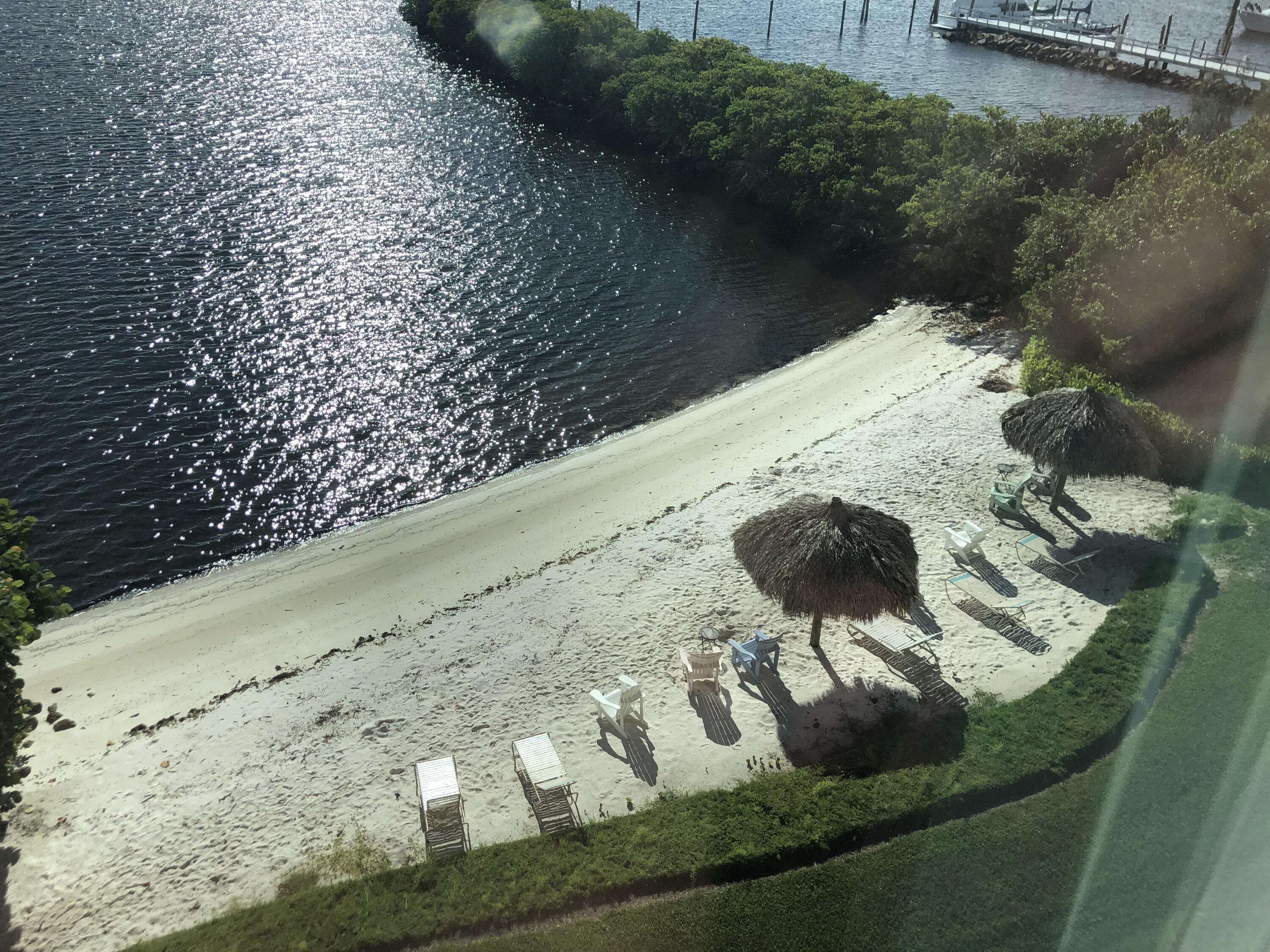 1000 Scotia Drive 102, Hypoluxo, FL 33462, Hypoluxo