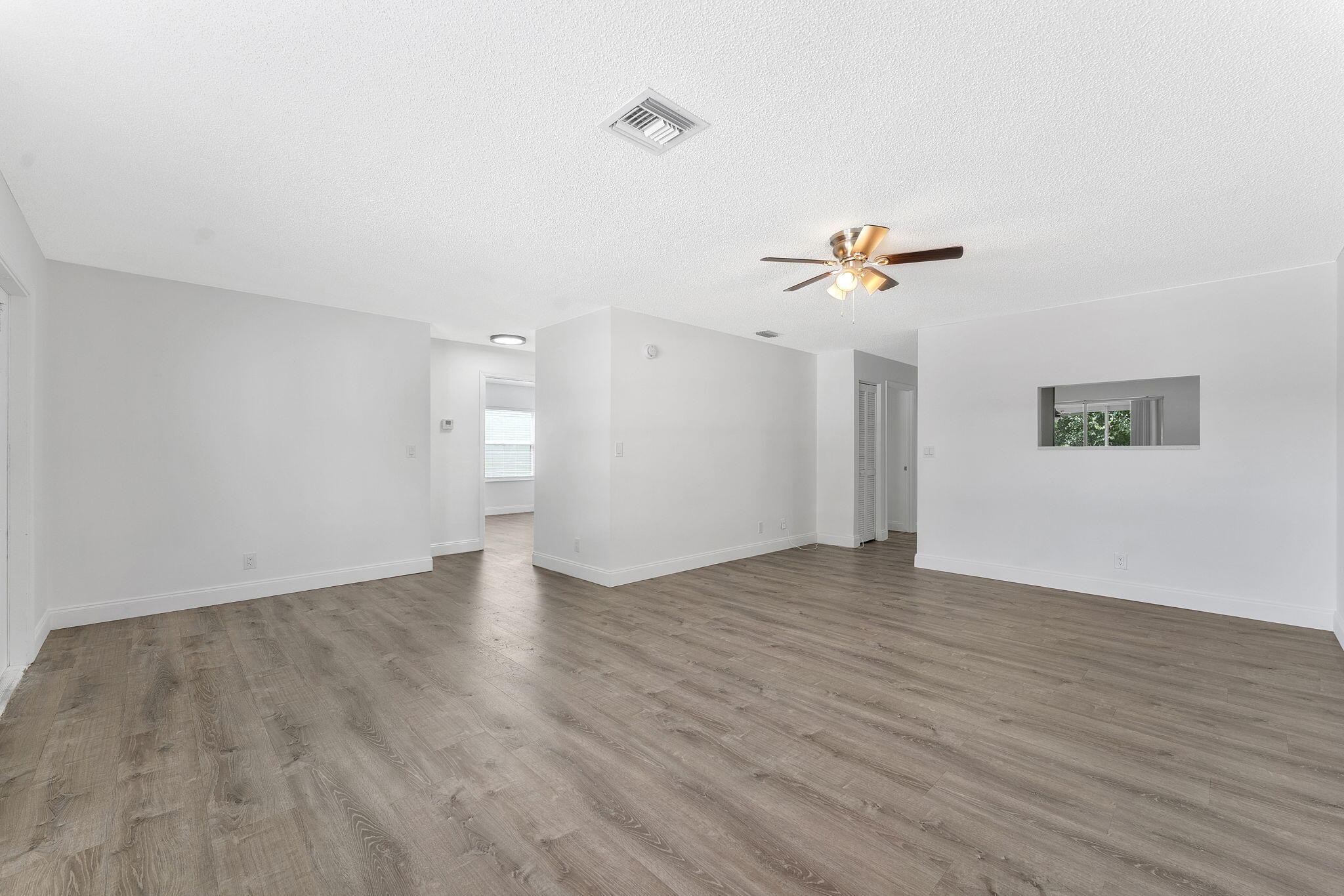 5855 TIMBER VALLEY Drive, Lake Worth, FL 33463, Lake Worth - Photo 3