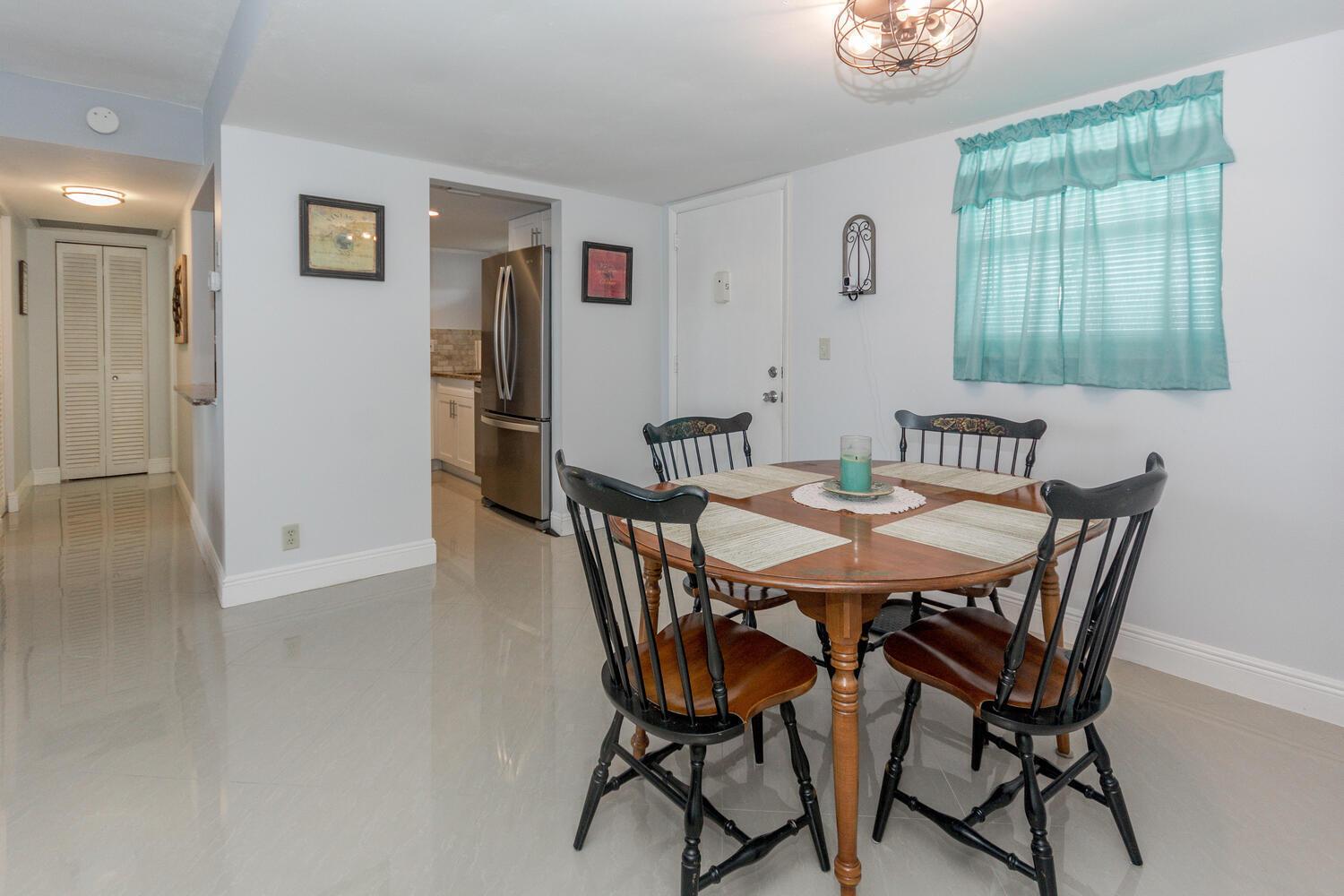 711 Lori Drive 408, Palm Springs, FL 33461, Palm Springs - Photo 5