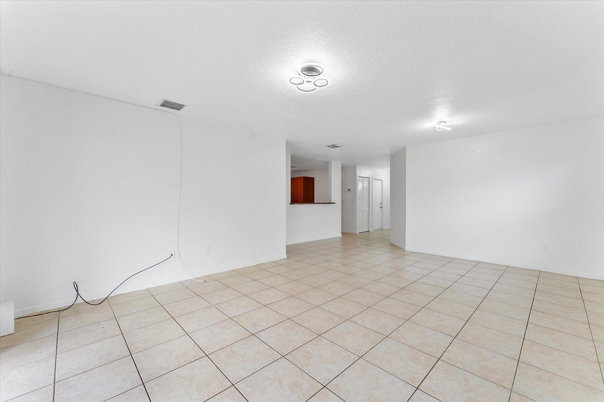 2212 NW 9th Court, Fort Lauderdale, FL 33311, Fort Lauderdale - Photo 4