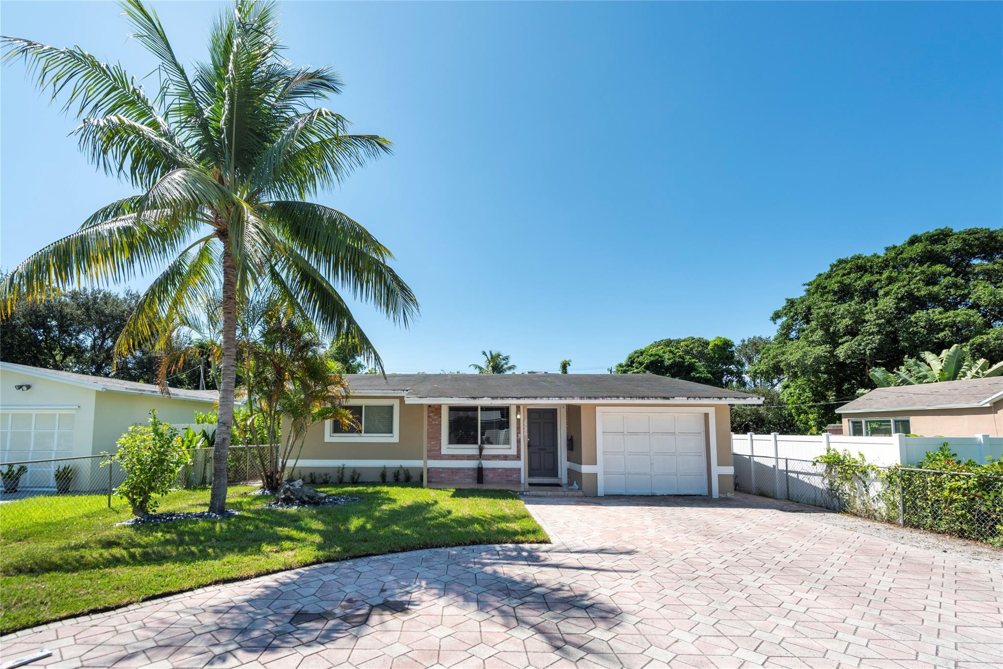 2726 ADAMS Street 2, Hollywood, FL 33020, Hollywood