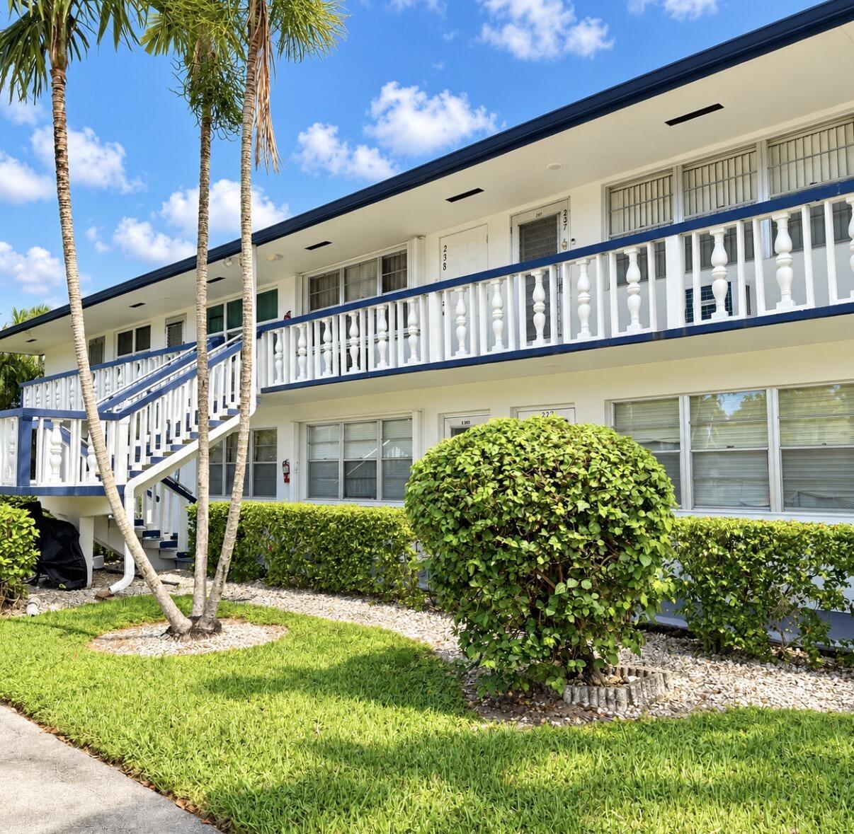228 NORTHAMPTON L 228, West Palm Beach, FL 33417, West Palm Beach