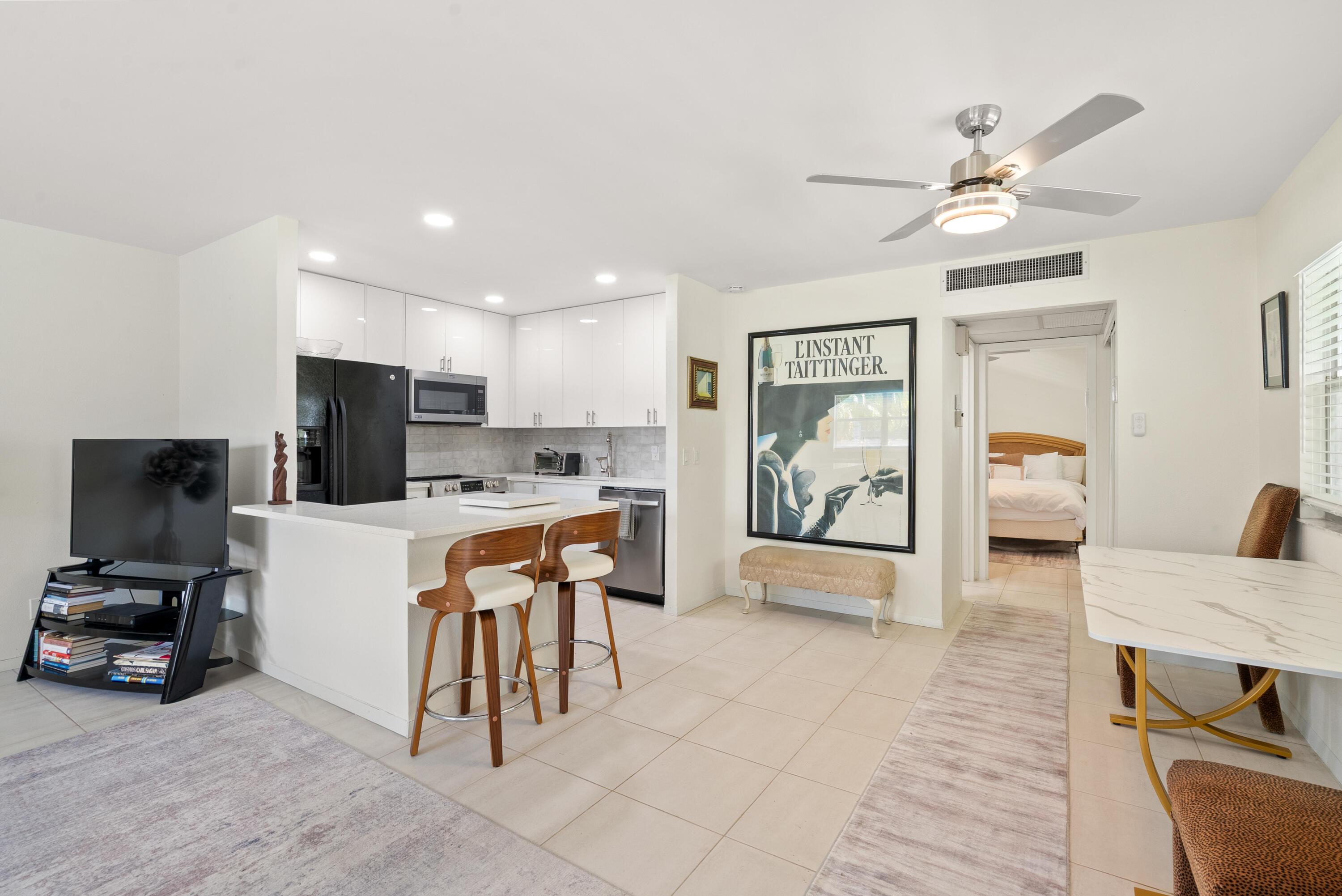 27 Waterford B, Delray Beach, FL 33446, Delray Beach