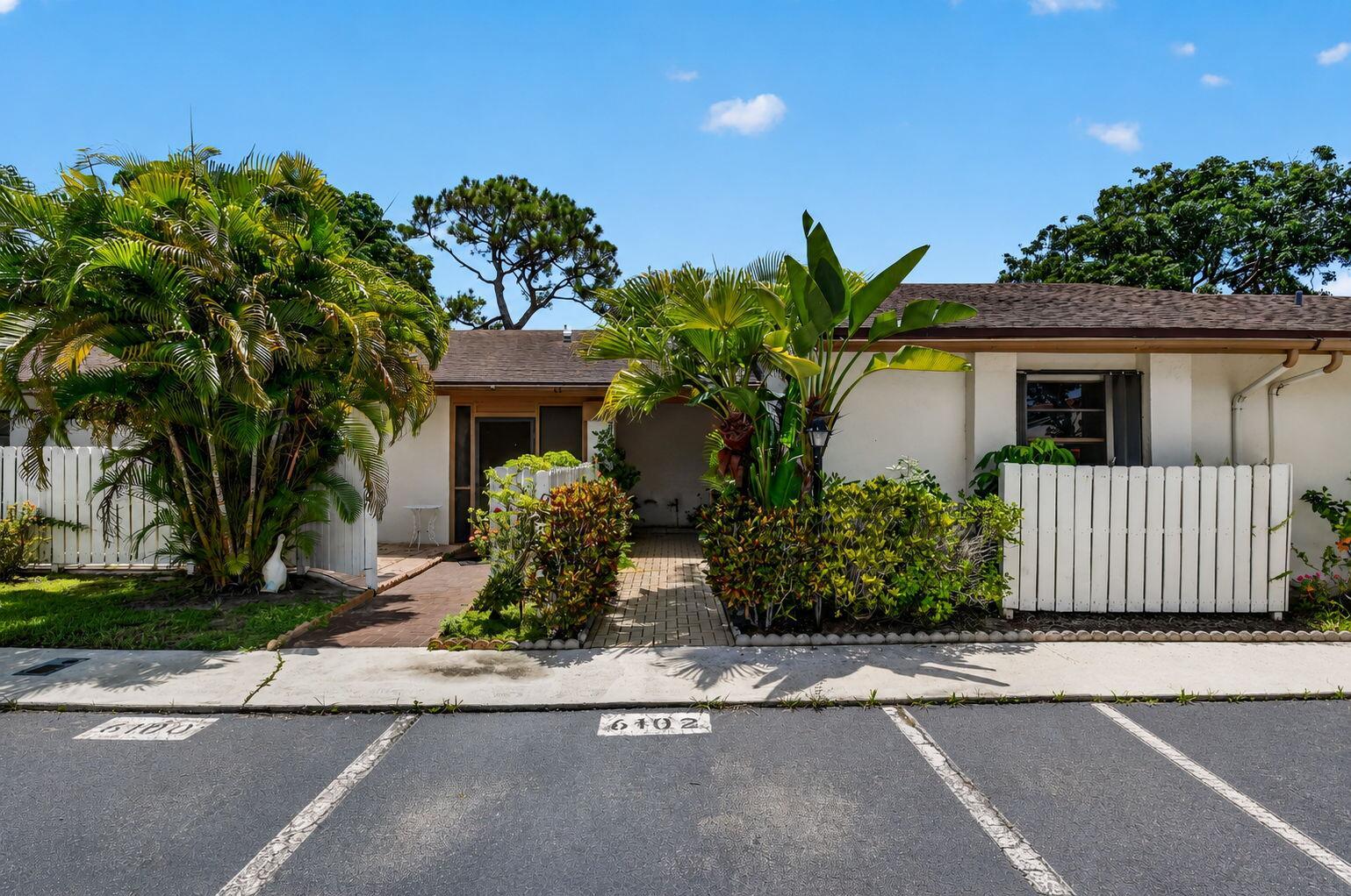 6102 WOODLAKE Boulevard, Greenacres, FL 33463, Greenacres - Photo 3