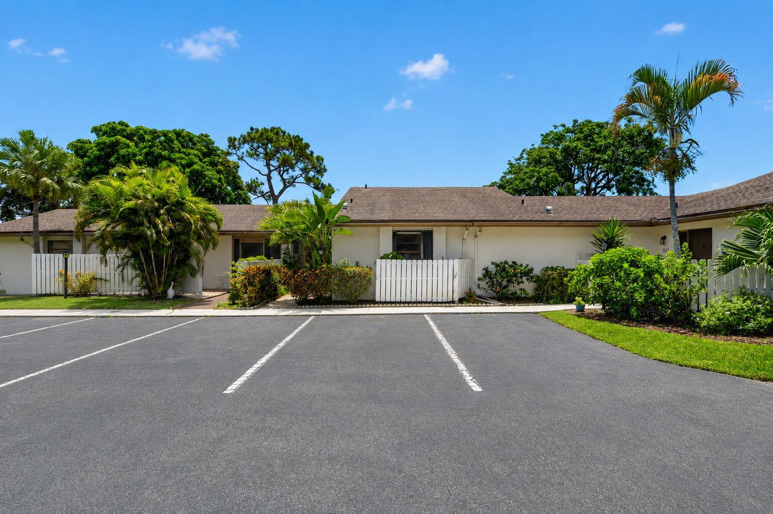 6102 WOODLAKE Boulevard, Greenacres, FL 33463, Greenacres - Photo 5