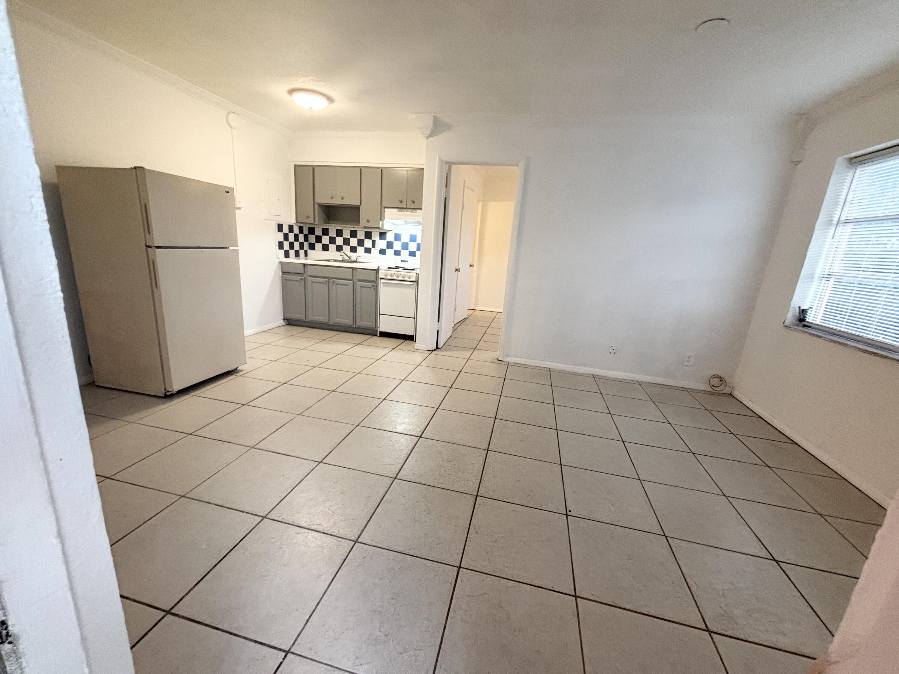 531 S C Street 5, Lake Worth Beach, FL 33460, Lake Worth Beach - Photo 3