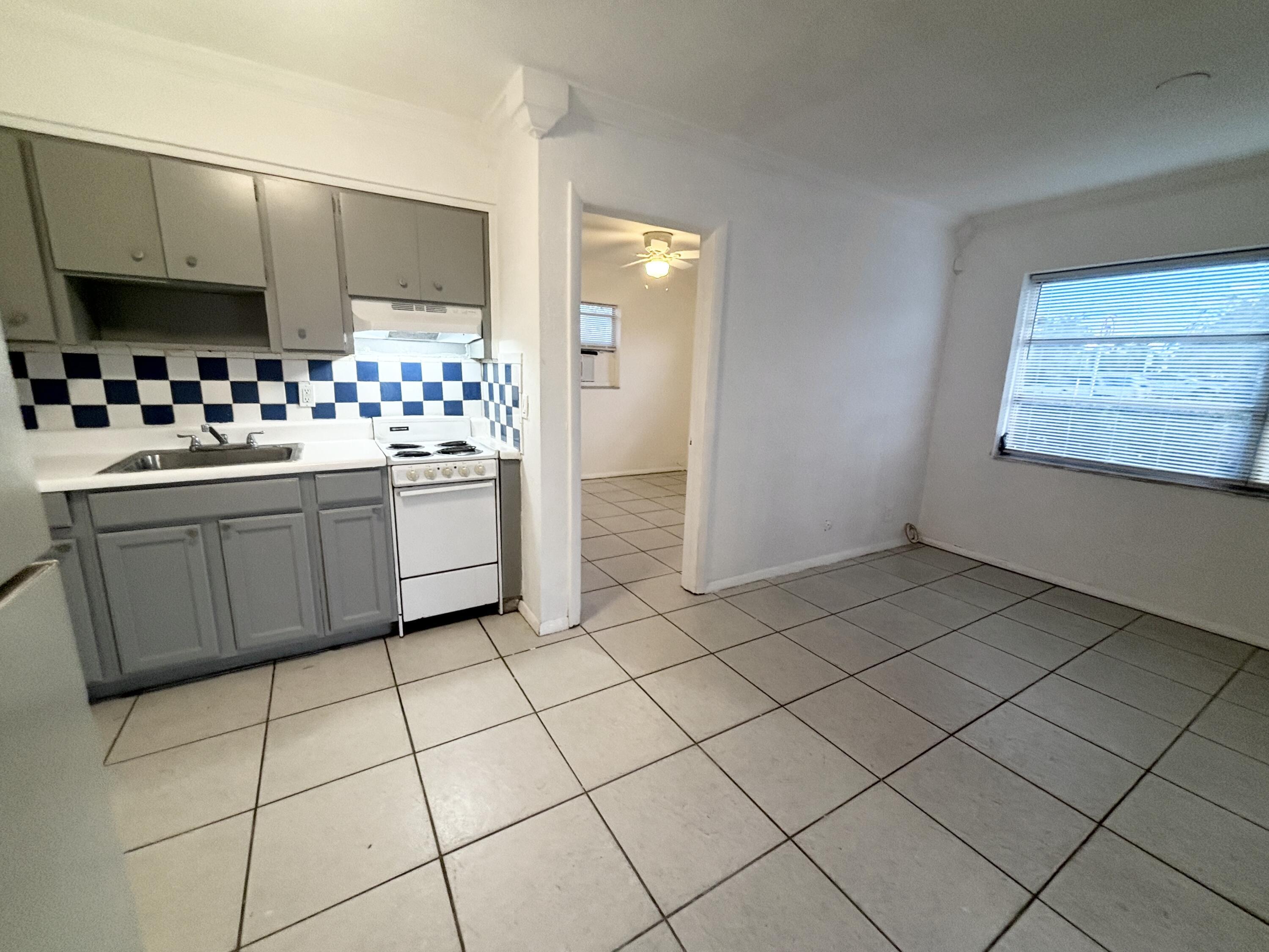531 S C Street 5, Lake Worth Beach, FL 33460, Lake Worth Beach - Photo 5