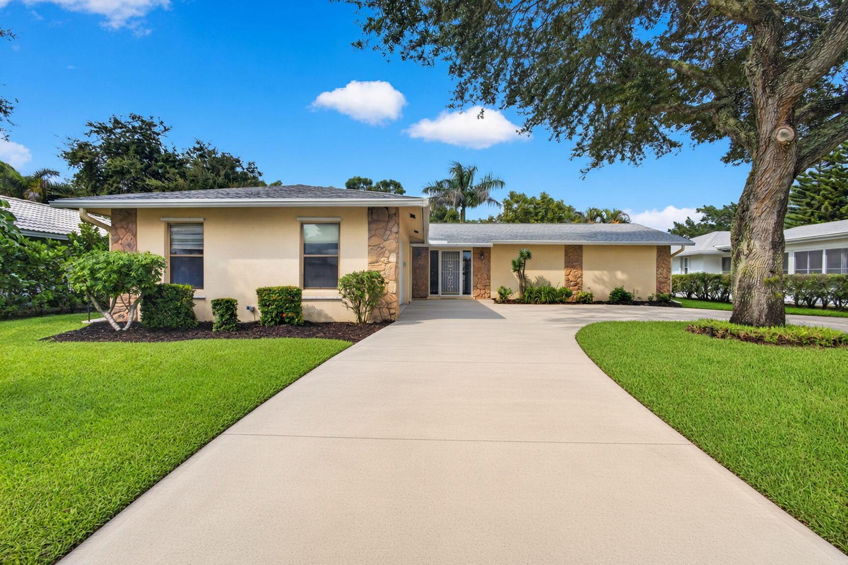 9881 SE LITTLE CLUB Way N, Jupiter, FL 33469, Jupiter - Photo 3