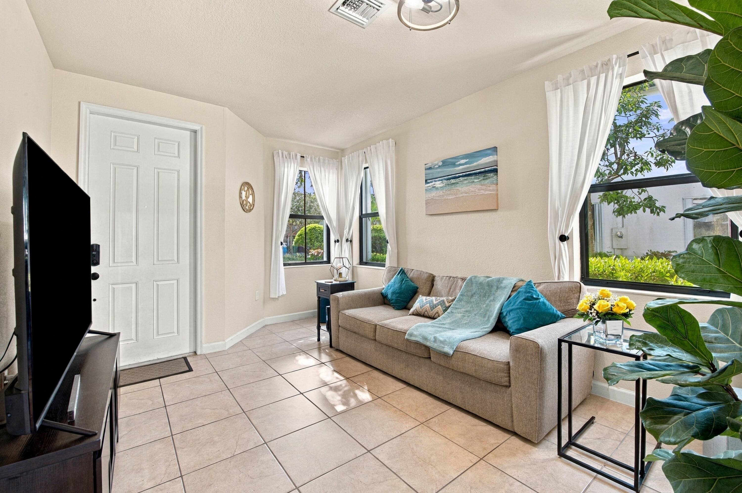 4244 SW 164TH Court, Miami, FL 33185, Miami - Photo 5