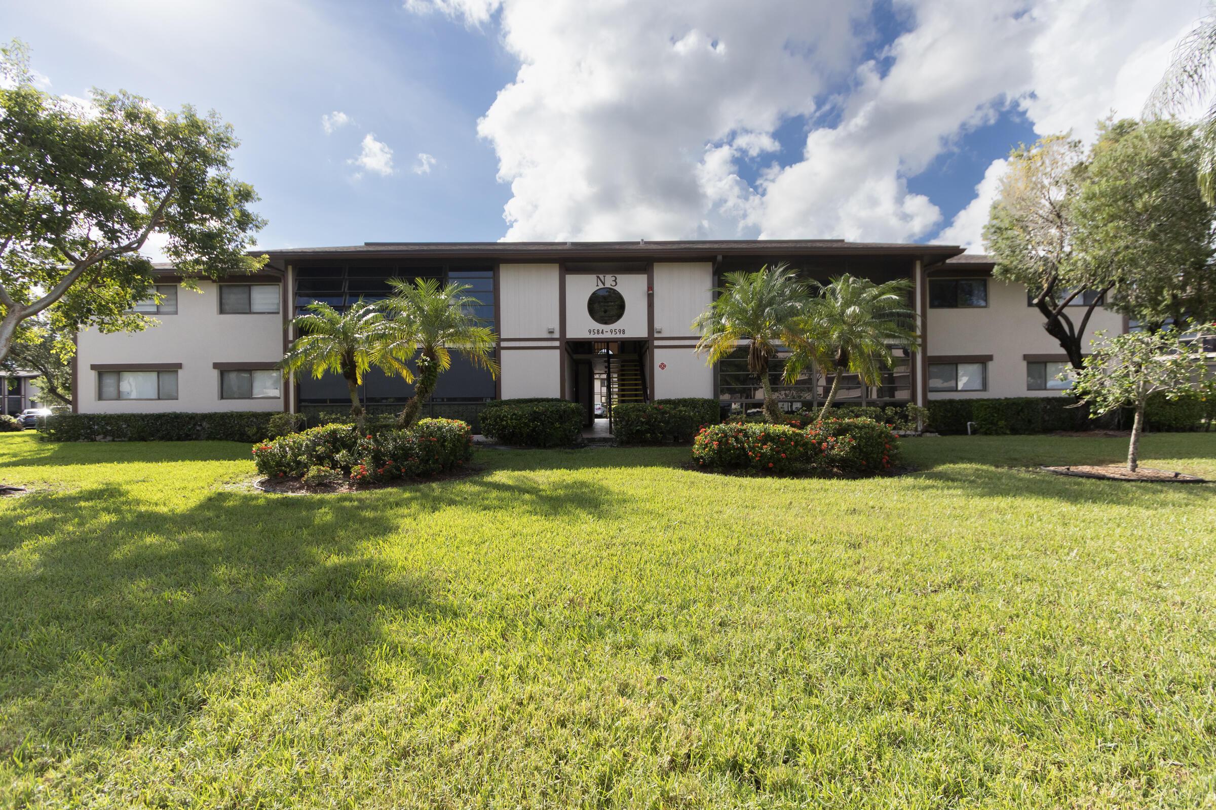 9584 N BELFORT Circle 112, Tamarac, FL 33321, Tamarac - Photo 3