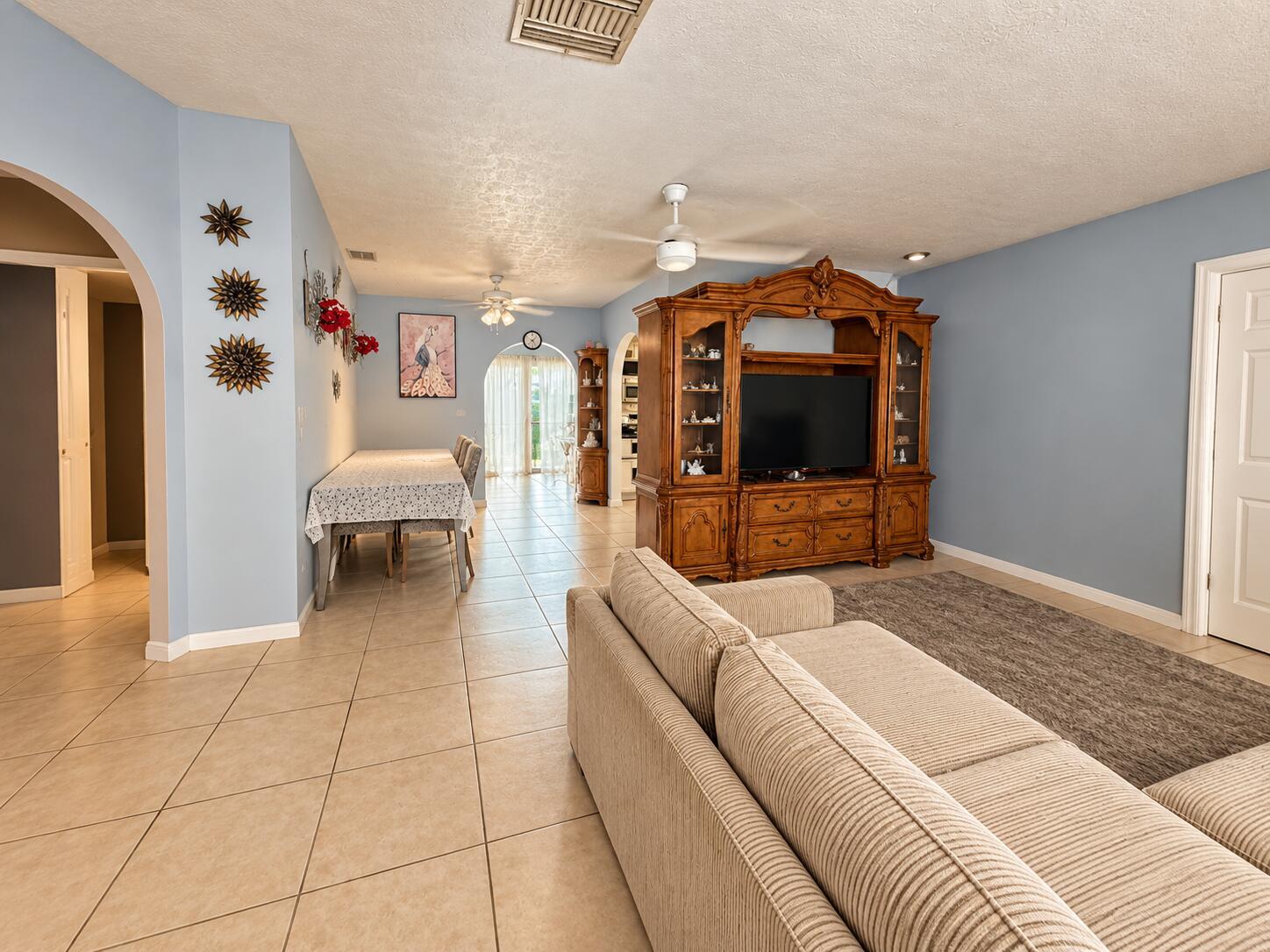 3464 ARTESIAN Drive, Lake Worth, FL 33462, Lake Worth - Photo 3
