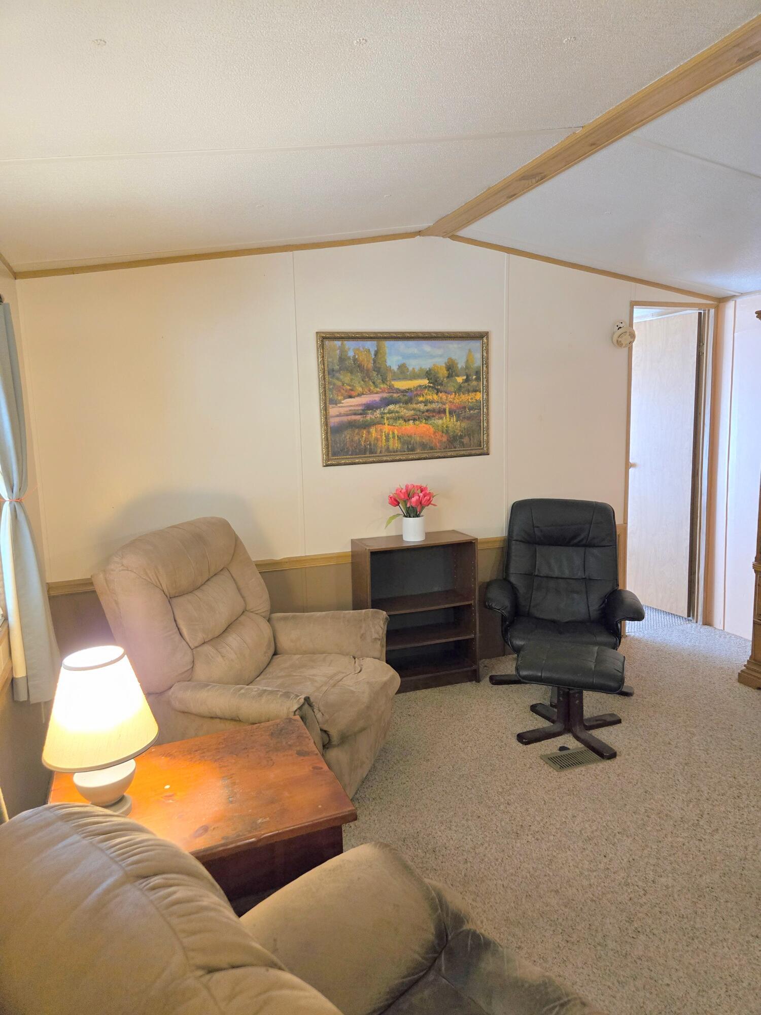 4209 SE 23RD Court, Okeechobee, FL 34974, Okeechobee - Photo 3
