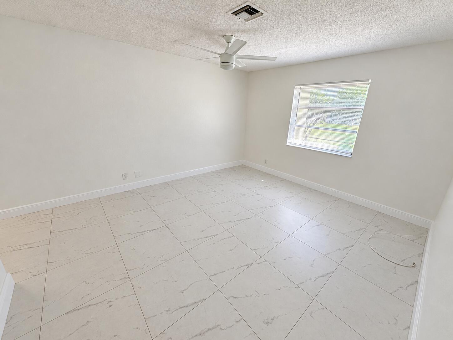 1120 LEMON TREE Terrace 73-C, Delray Beach, FL 33445, Delray Beach - Photo 4