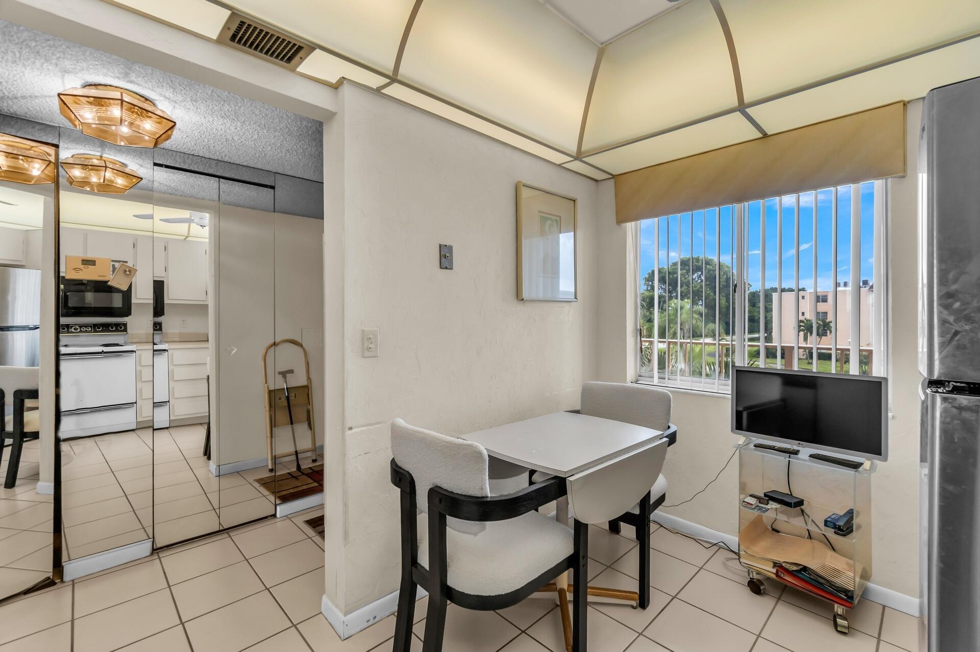 14307 BEDFORD Drive 306, Delray Beach, FL 33446, Delray Beach - Photo 2