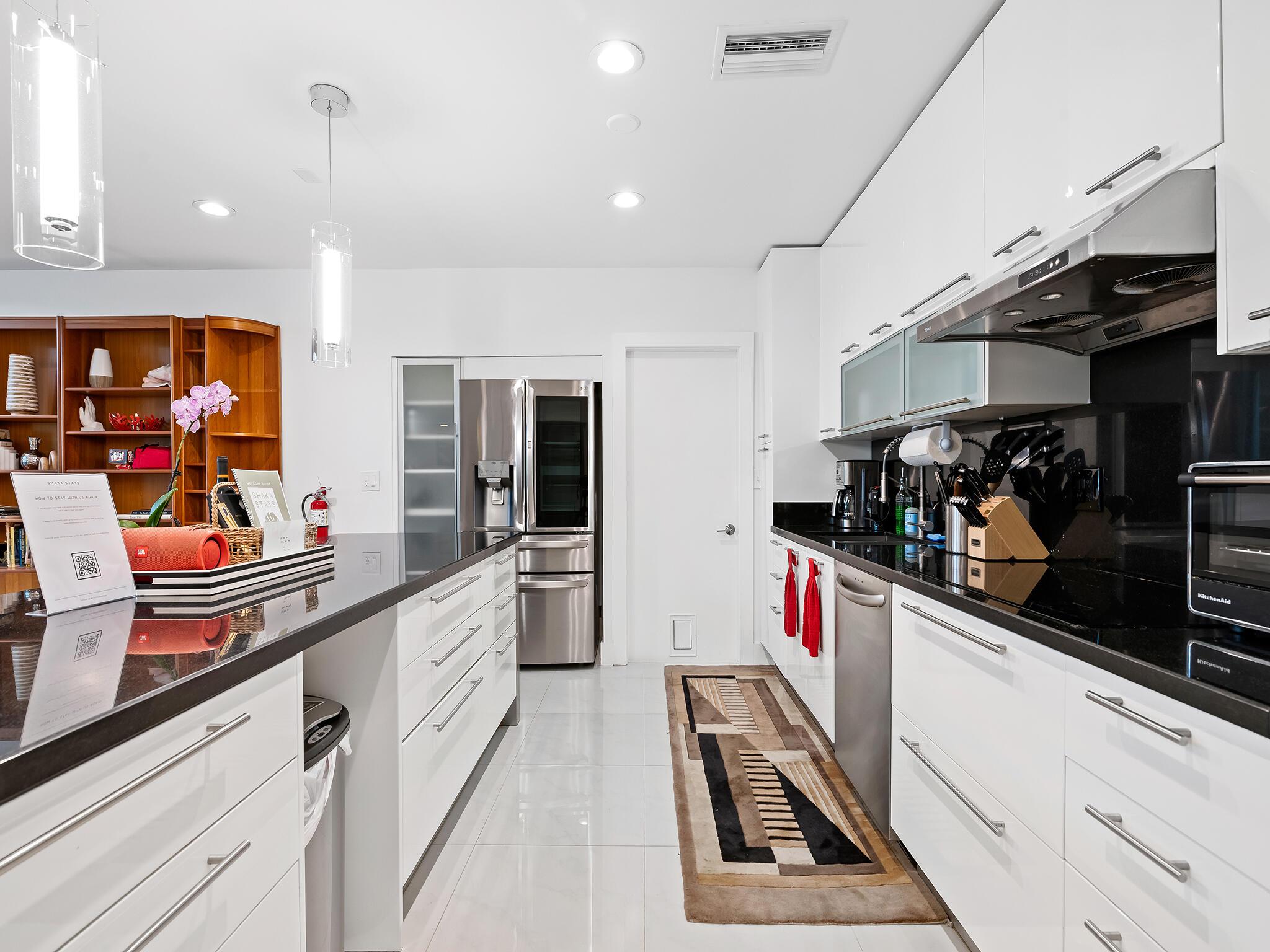 1612 SE 13TH Street, Fort Lauderdale, FL 33316, Fort Lauderdale - Photo 4