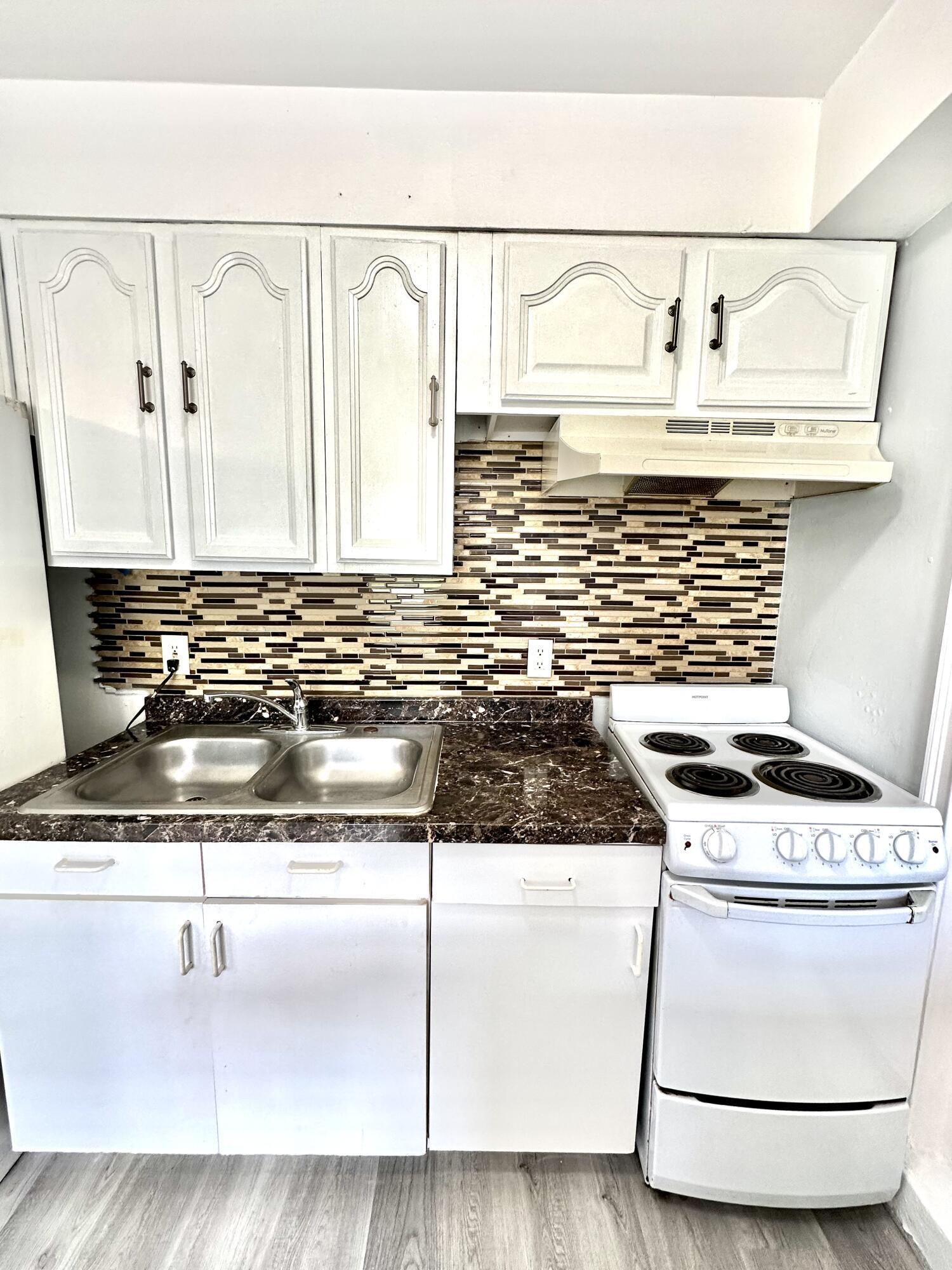 101 S C Street 2, Lake Worth Beach, FL 33460, Lake Worth Beach - Photo 5