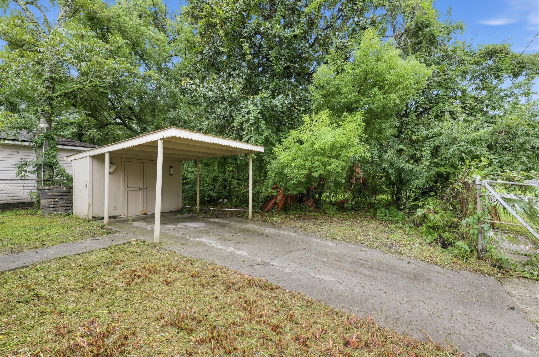 956 Baker Avenue, Jacksonville, FL 32209, Jacksonville - Photo 3