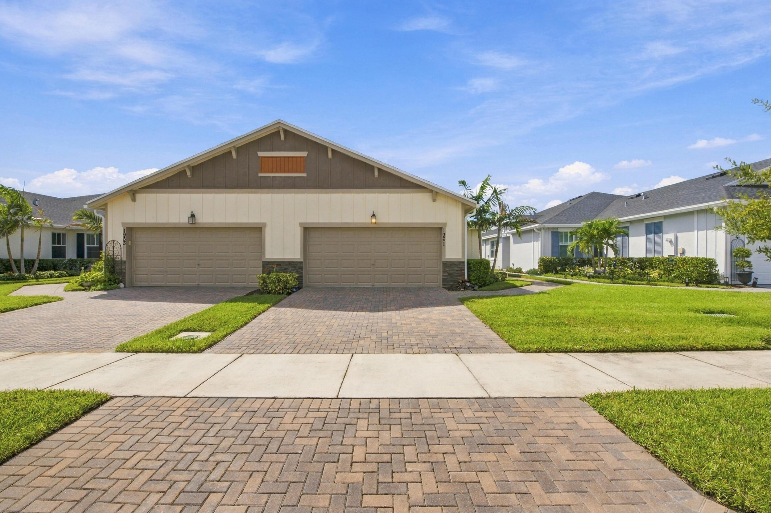 1961 SE Crosswood Way, Port St. Lucie, FL 34984, Port St. Lucie - Photo 3